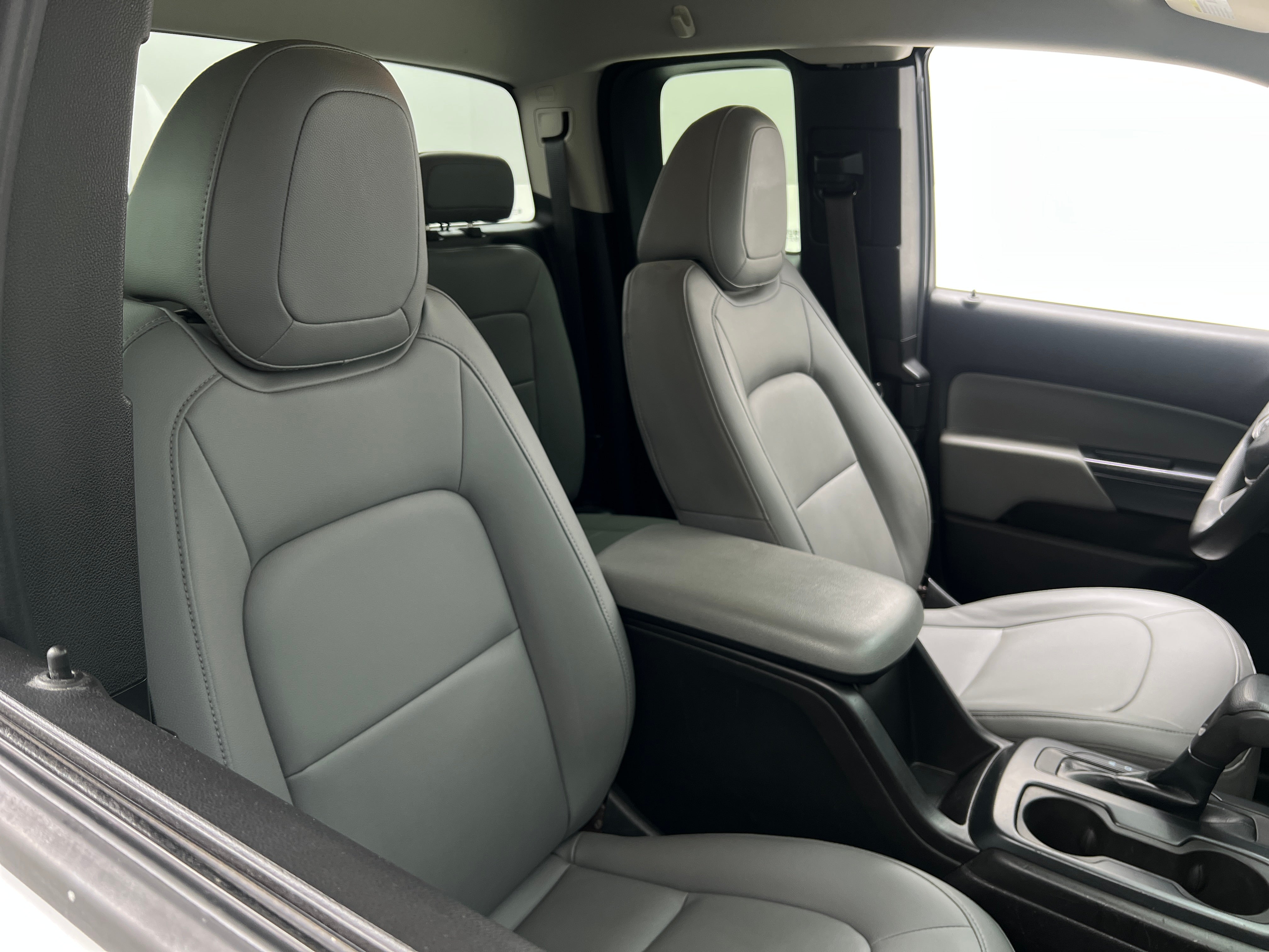 2016 Chevrolet Colorado Work Truck 2