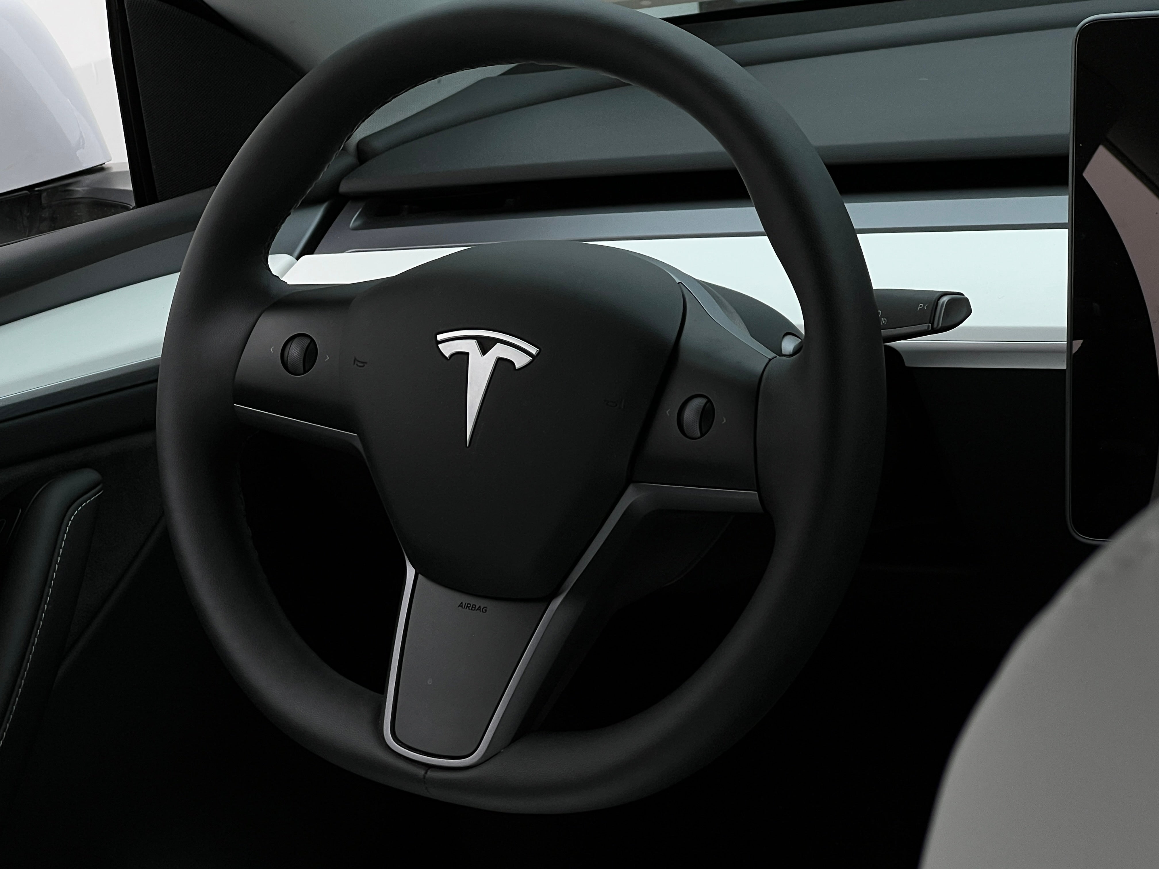 Thumbnail: 2023 Tesla Model Y - 4