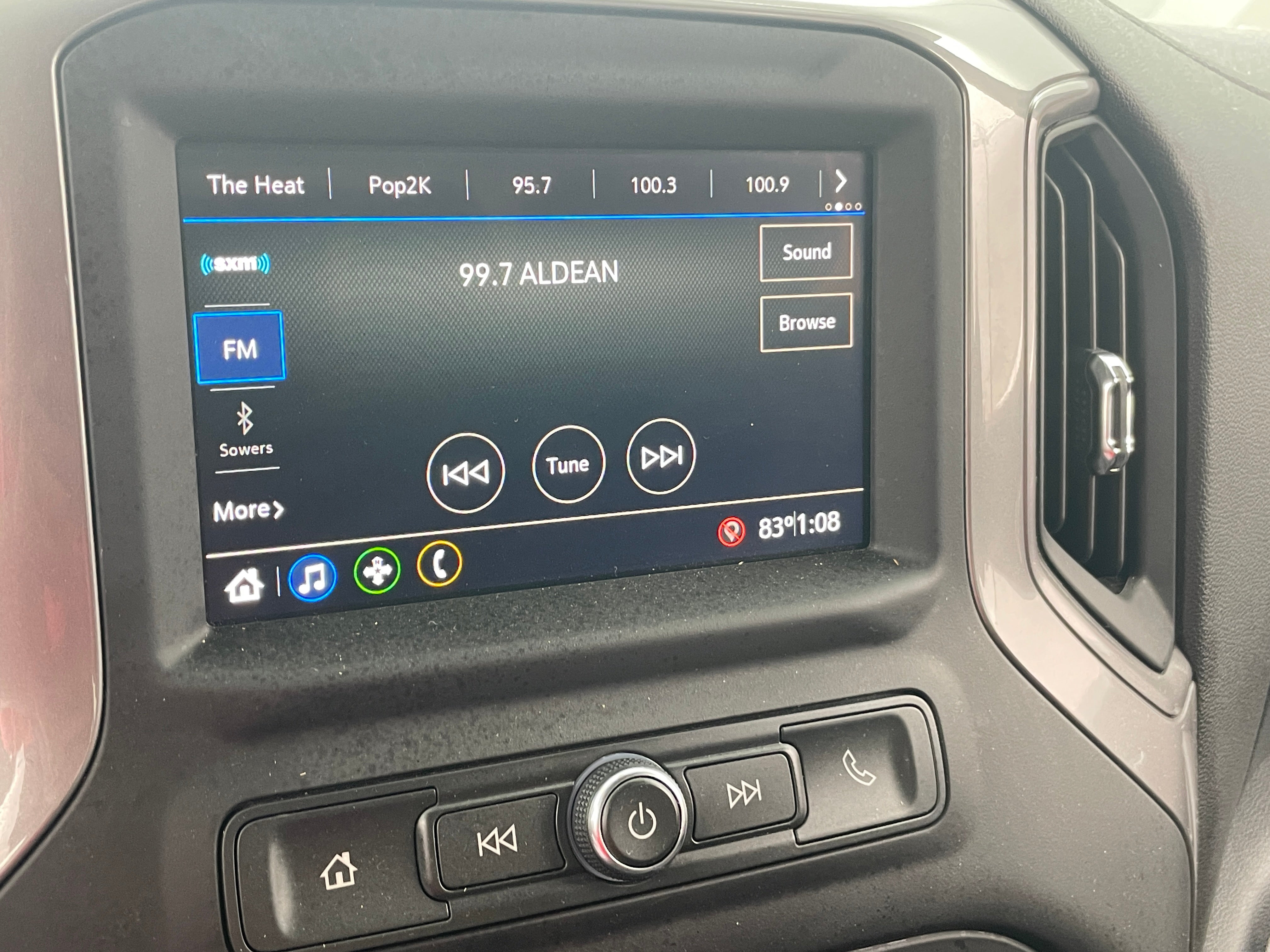 2020 Chevrolet Silverado 1500 Custom 4