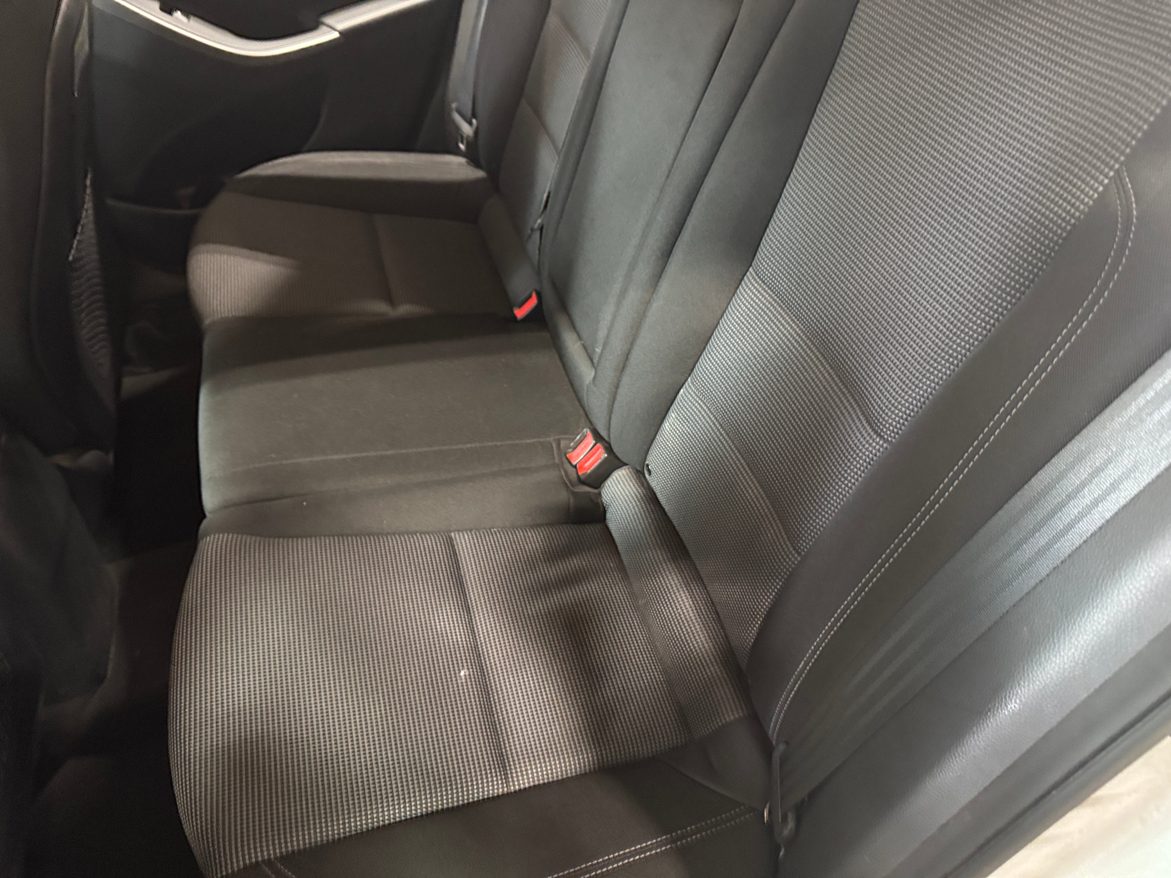 2017 Hyundai Elantra Base 6