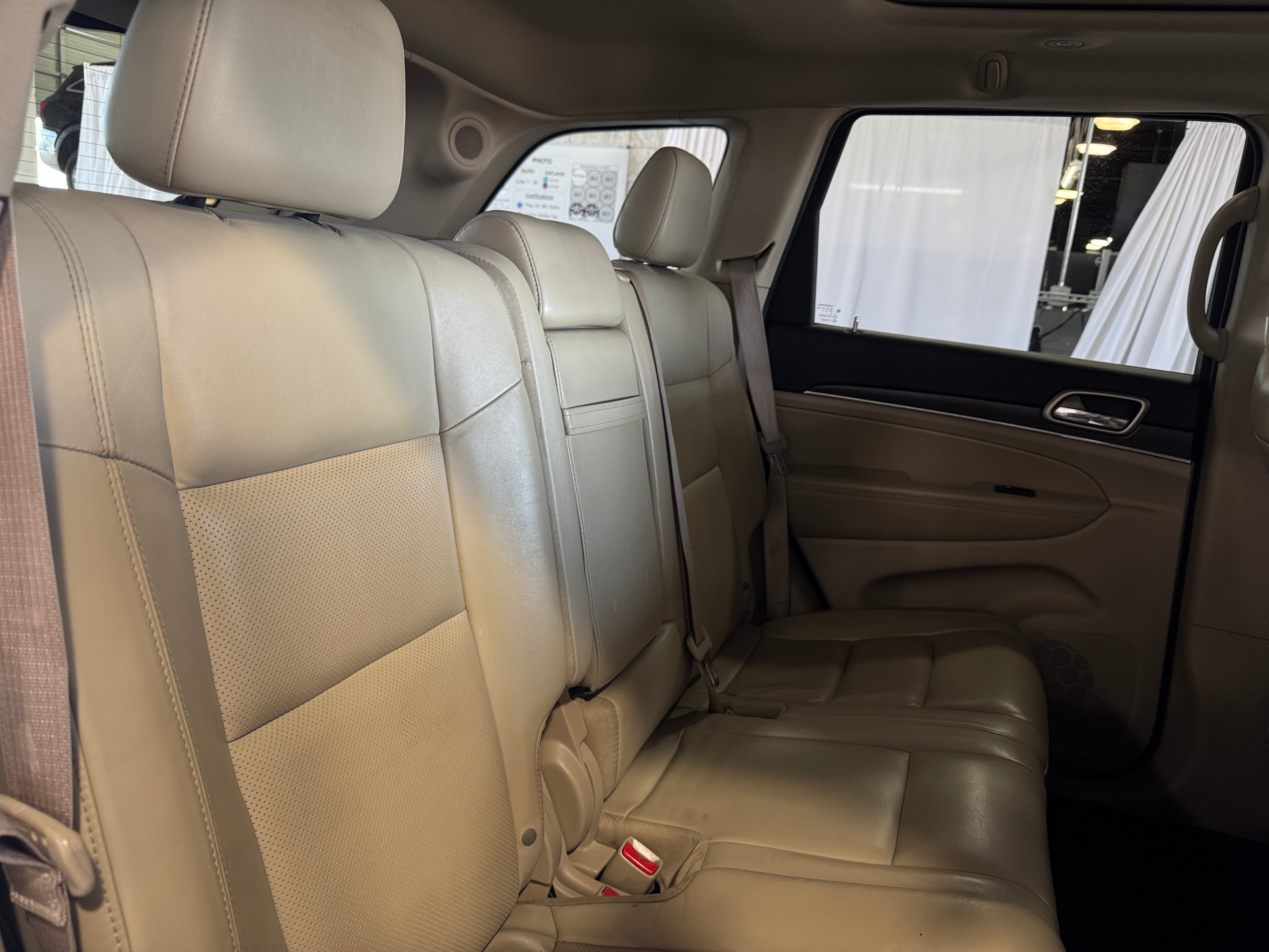 2017 Jeep Grand Cherokee Limited Edition 5
