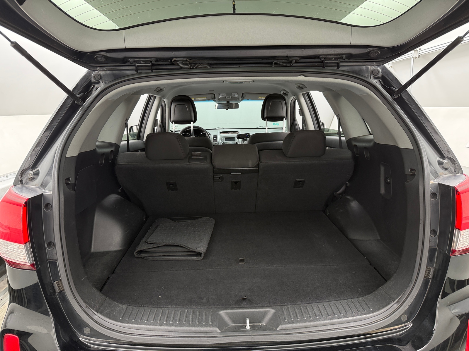 Thumbnail: 2015 Kia Sorento - 7