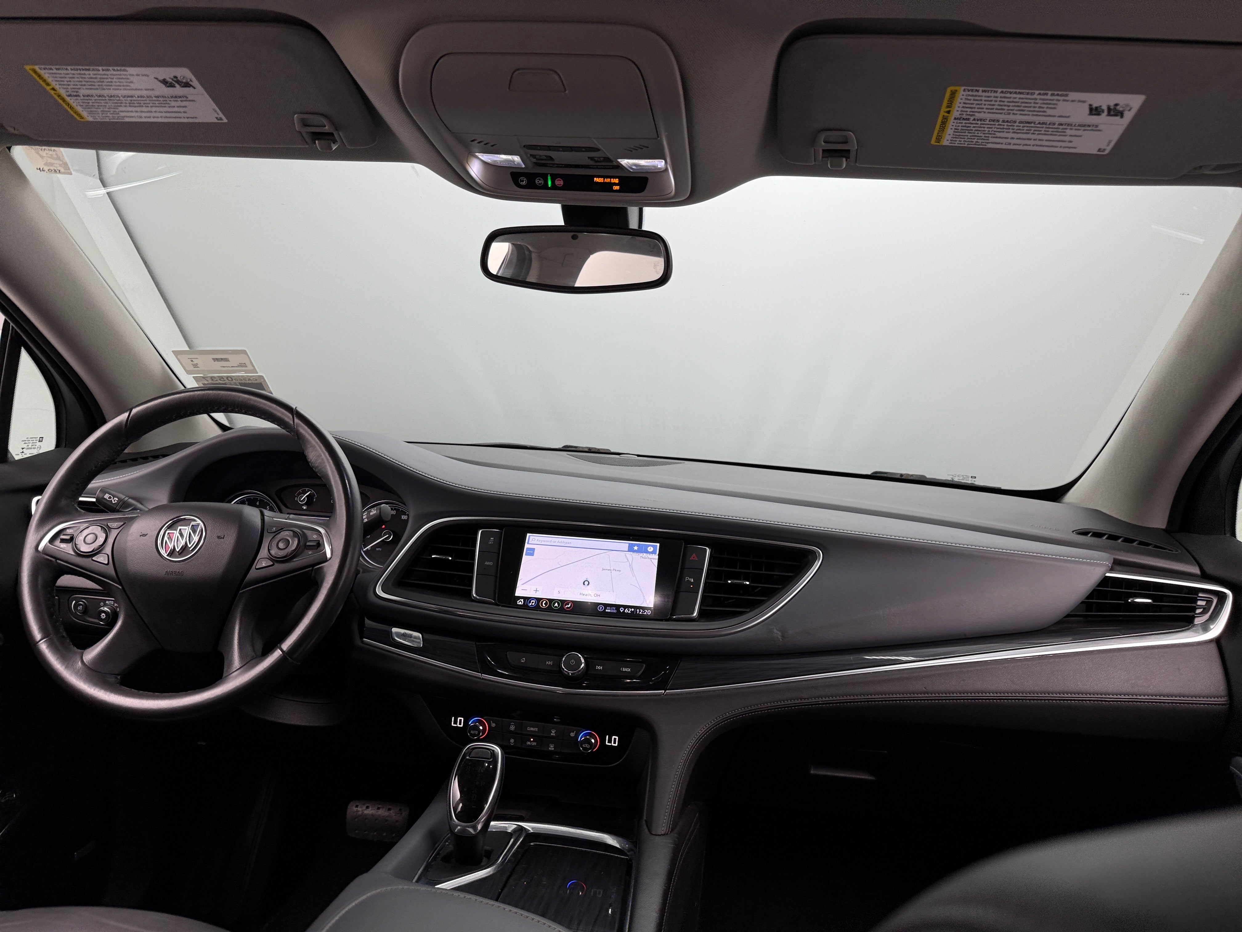 2020 Buick Enclave Essence 2