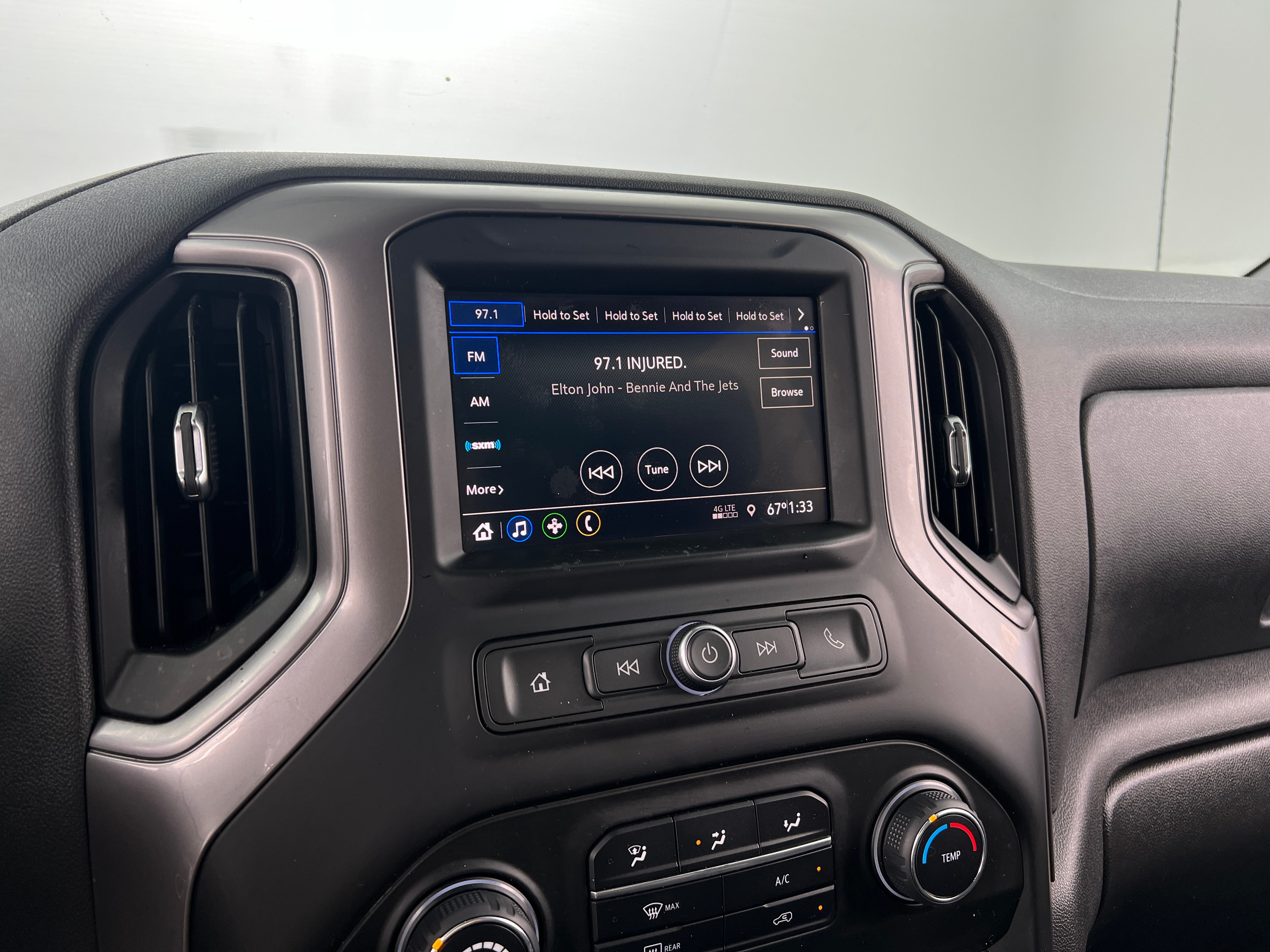 2020 Chevrolet Silverado 1500 Custom 4
