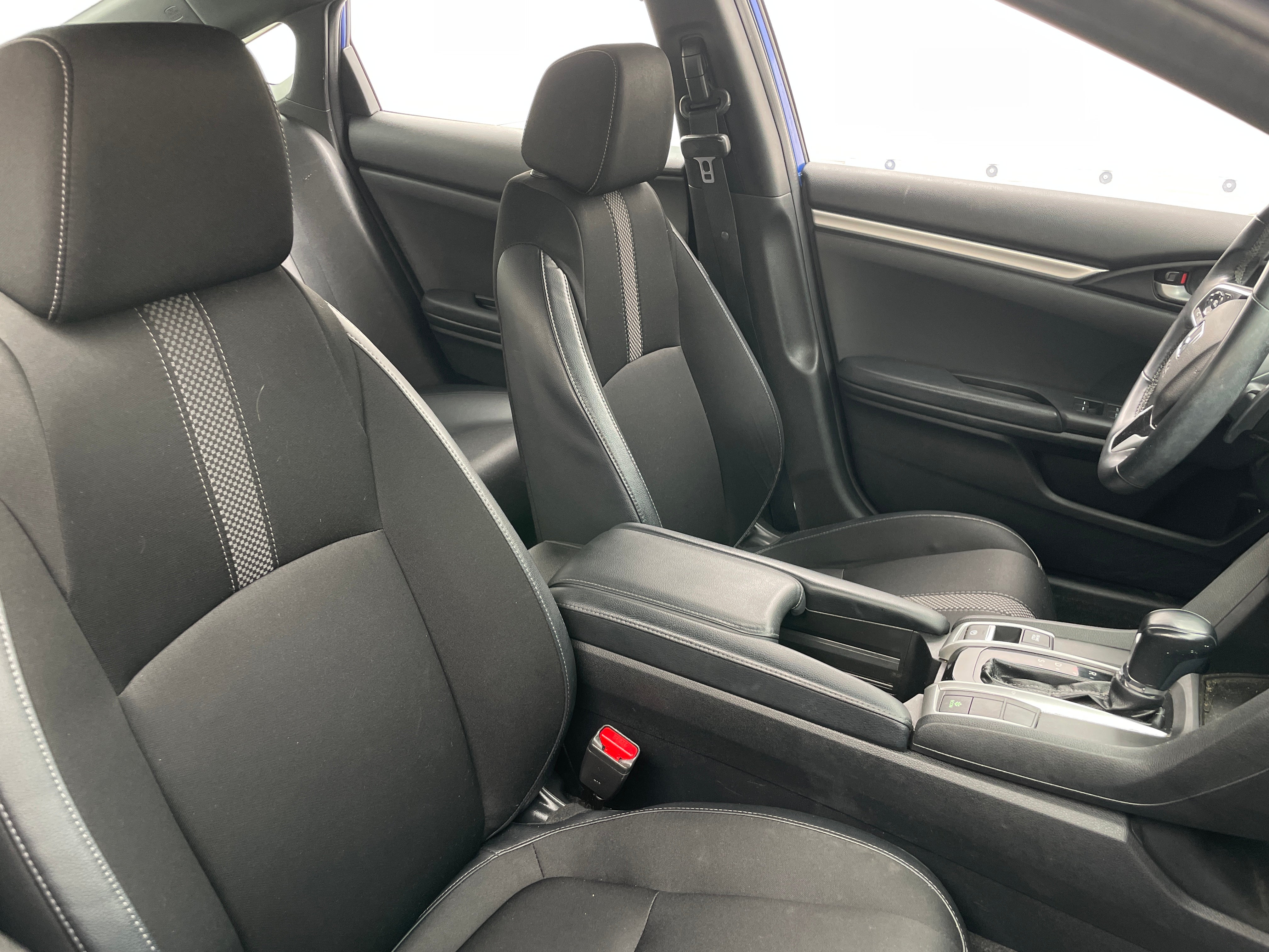 2020 Honda Civic Sport 2