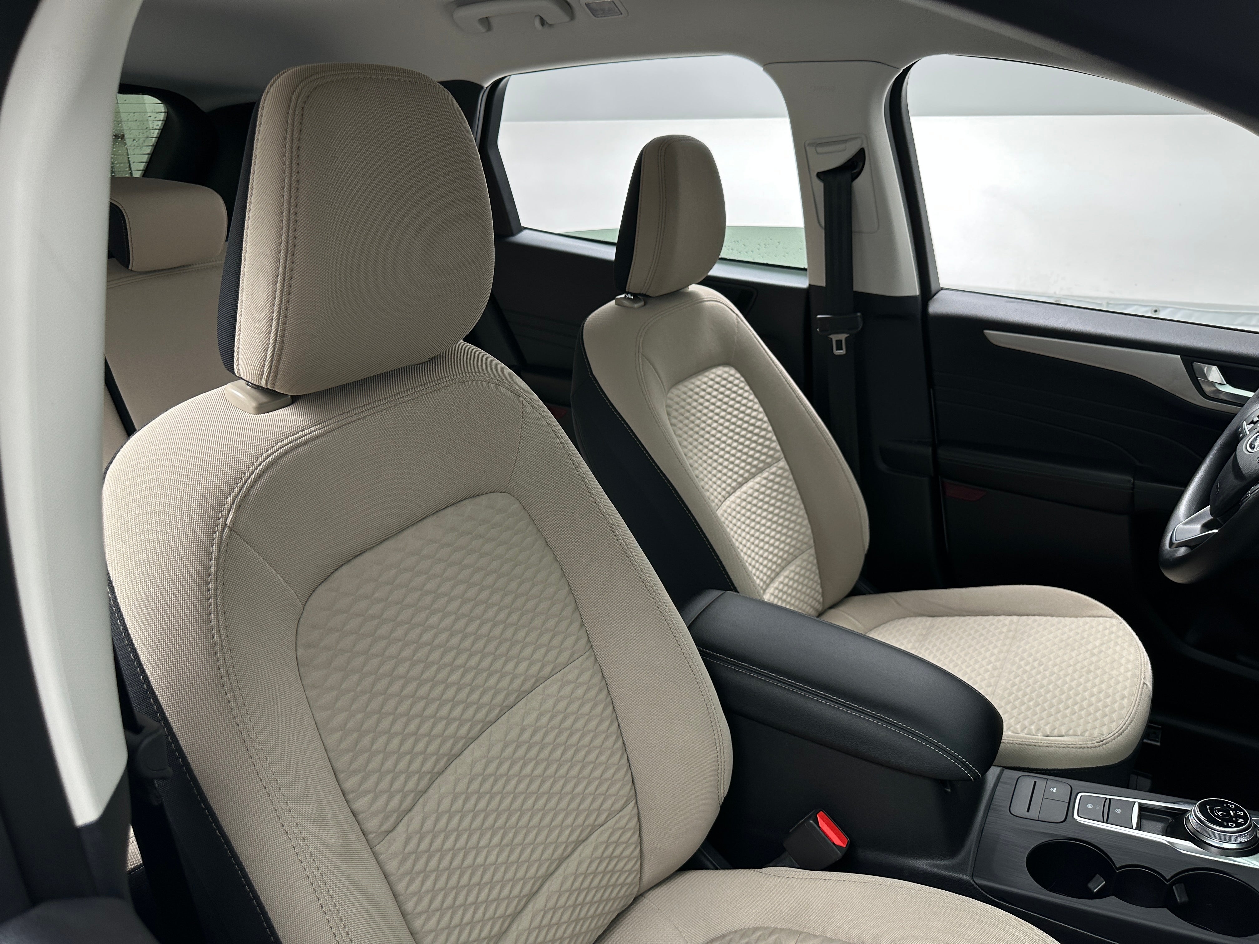 2021 Ford Escape SE Sport Hybrid 2