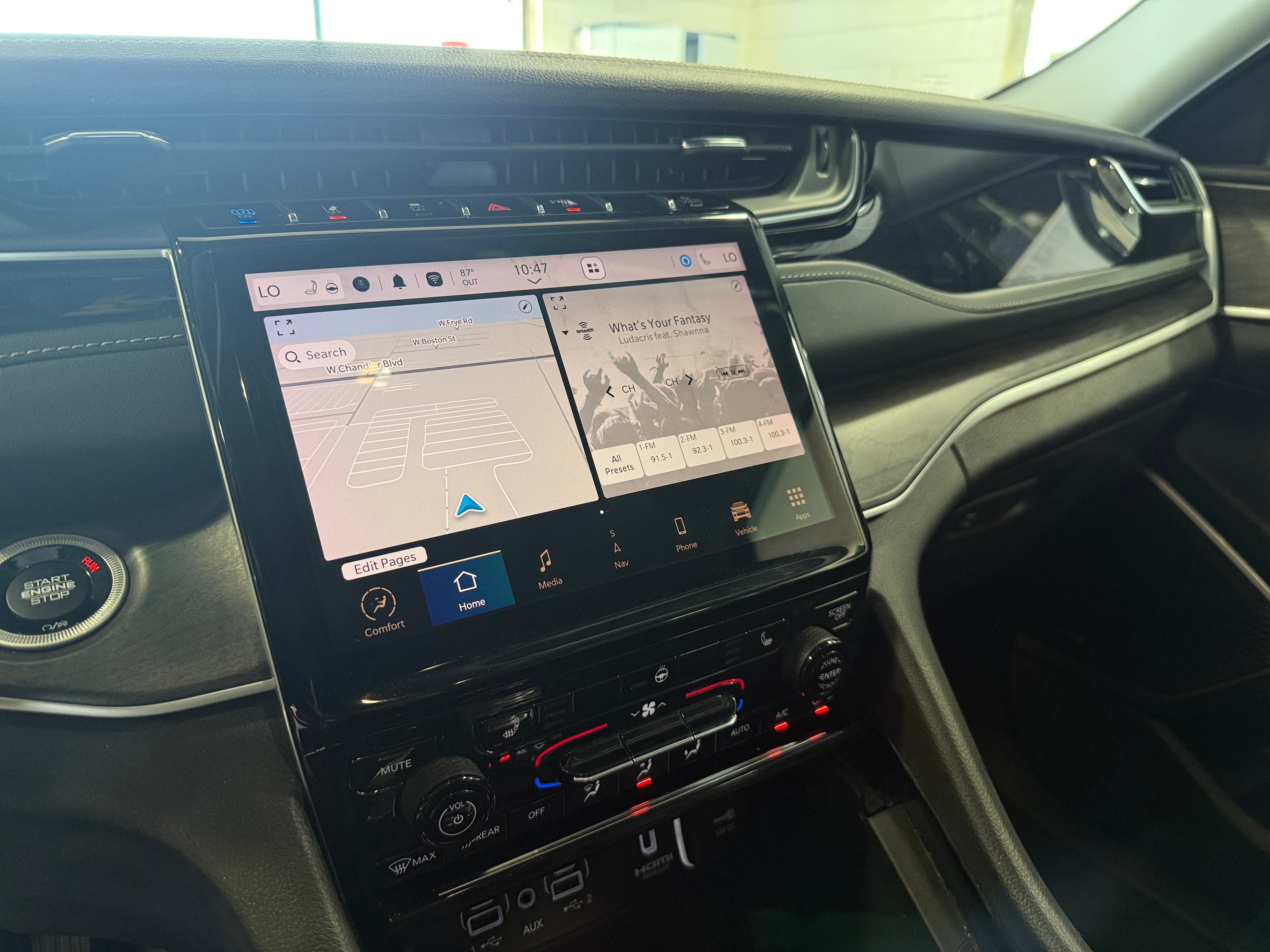 2023 Jeep Grand Cherokee 4xe 3