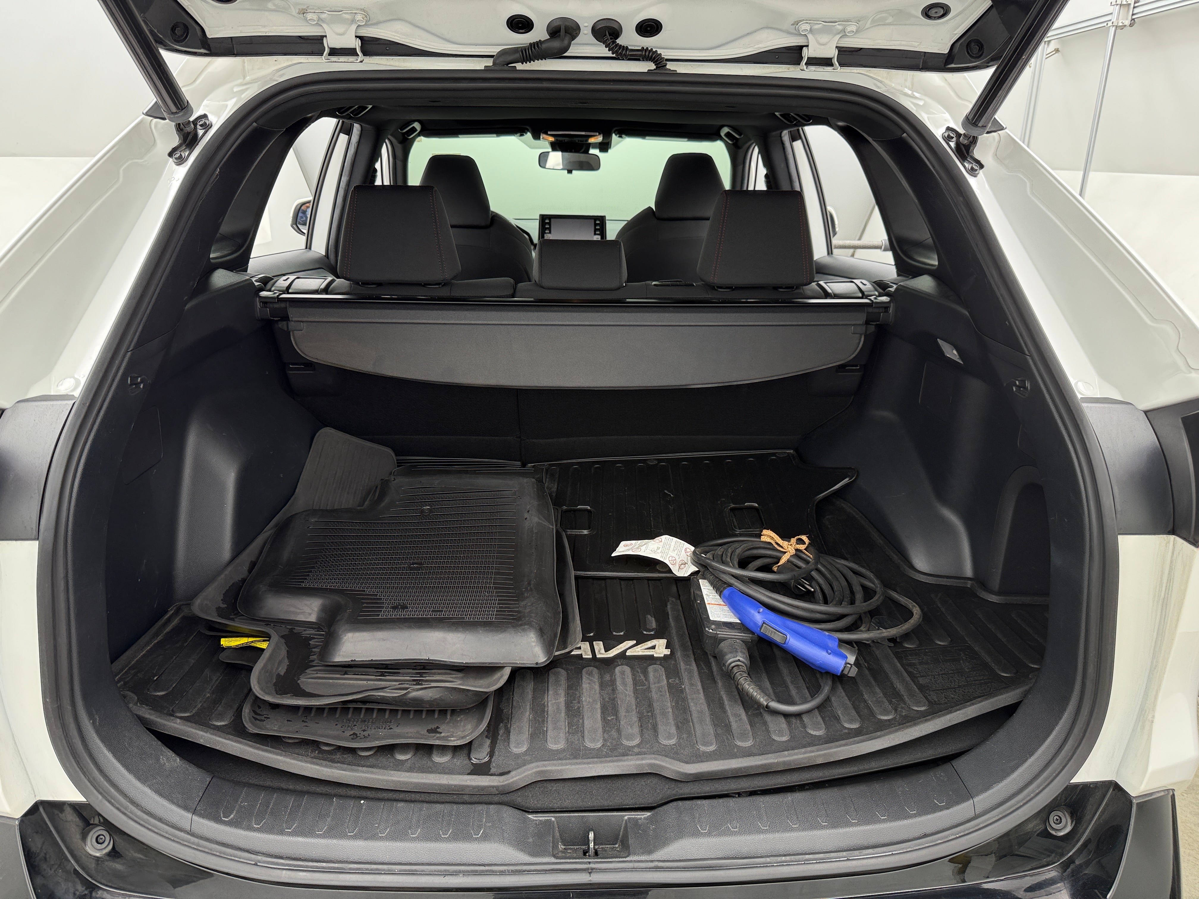 2021 Toyota RAV4 Prime SE 7