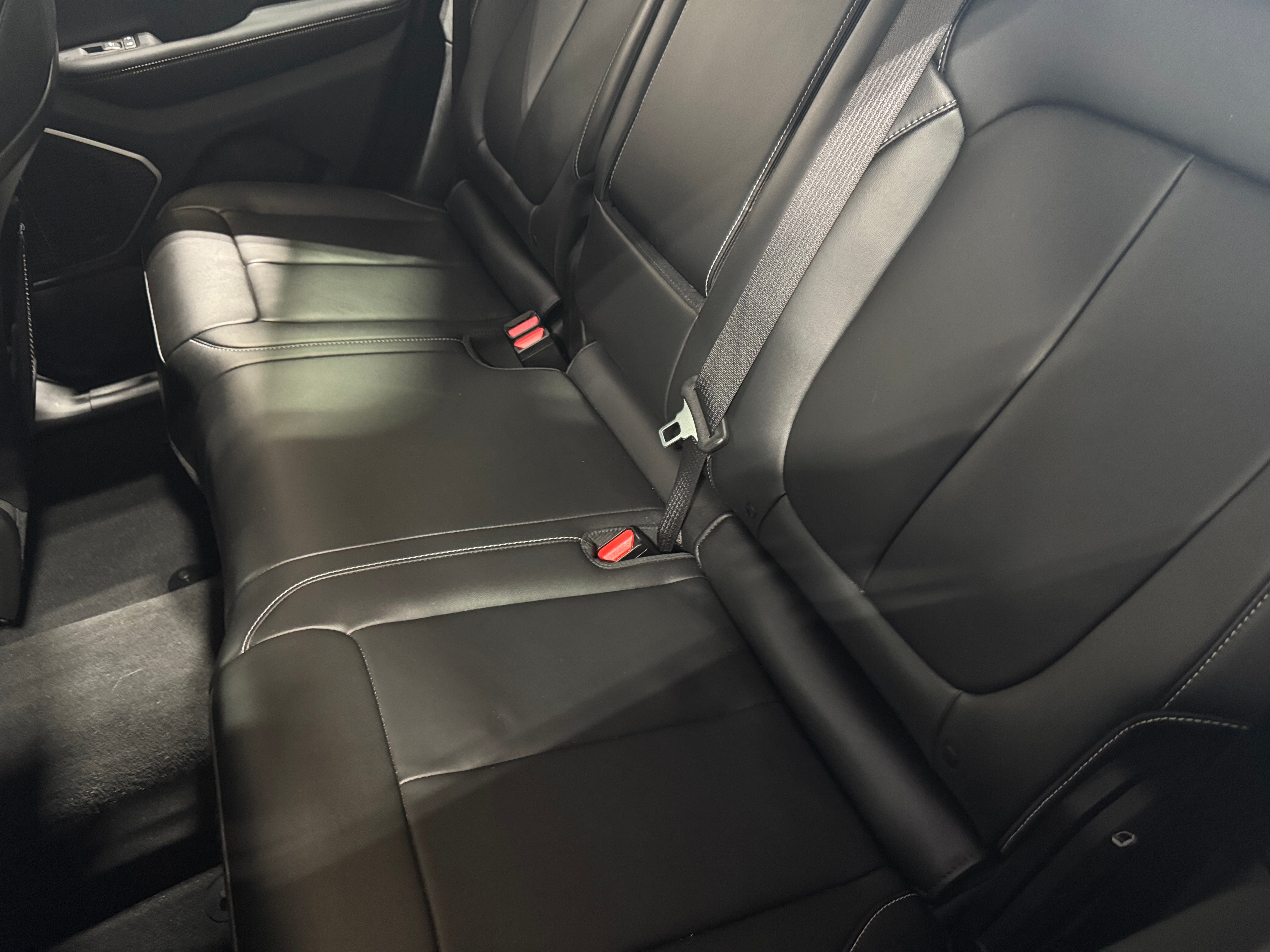2022 Jeep Grand Cherokee Limited Edition 5