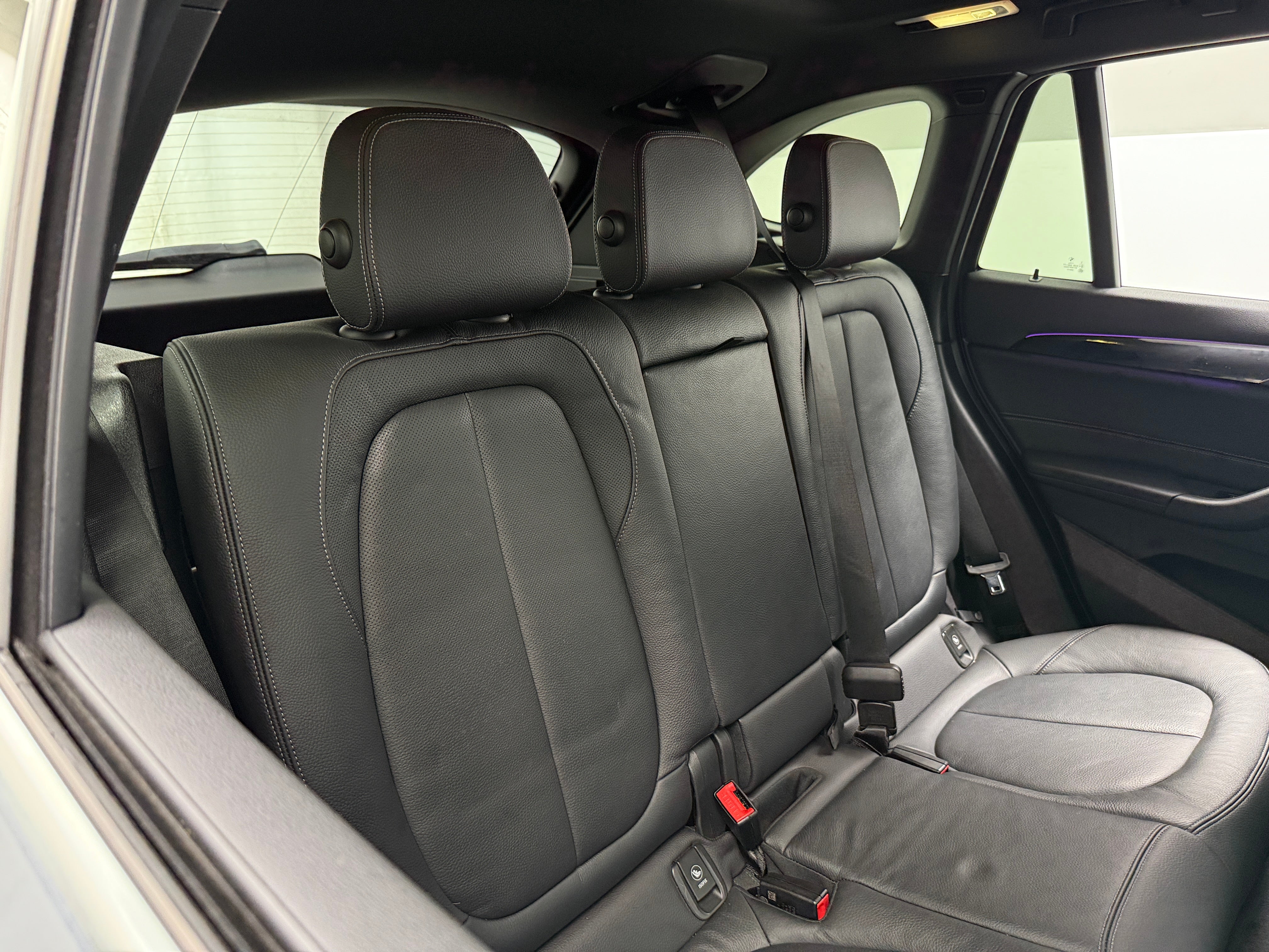 2020 BMW X1 xDrive28i 5