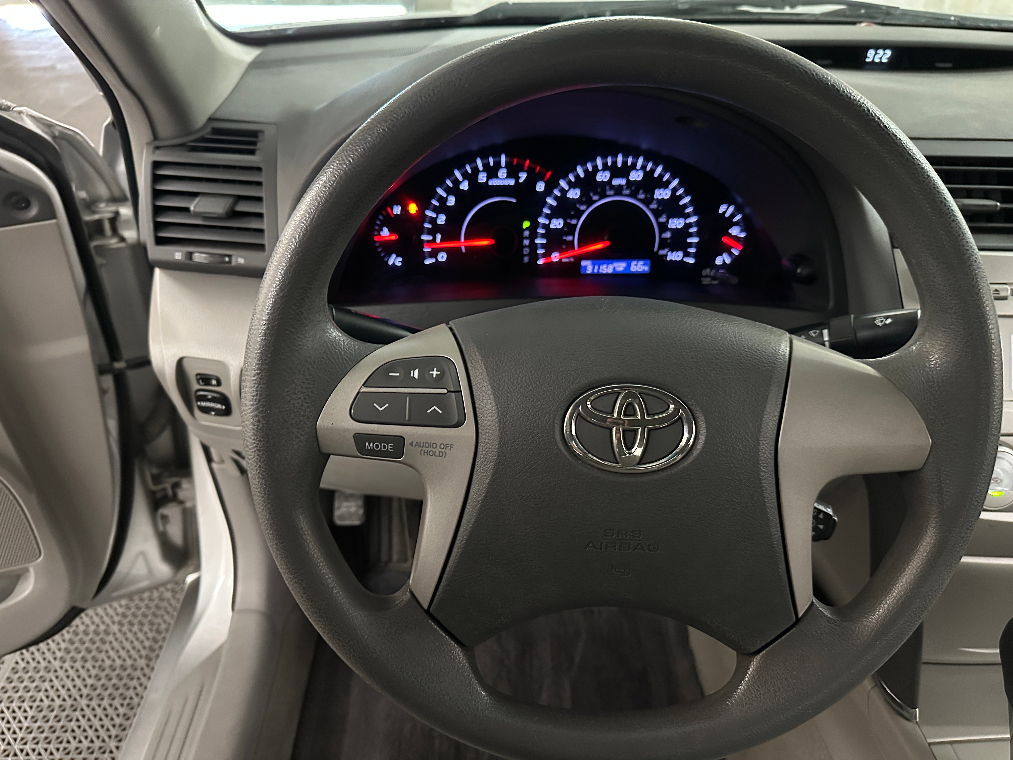 2011 Toyota Camry LE 5