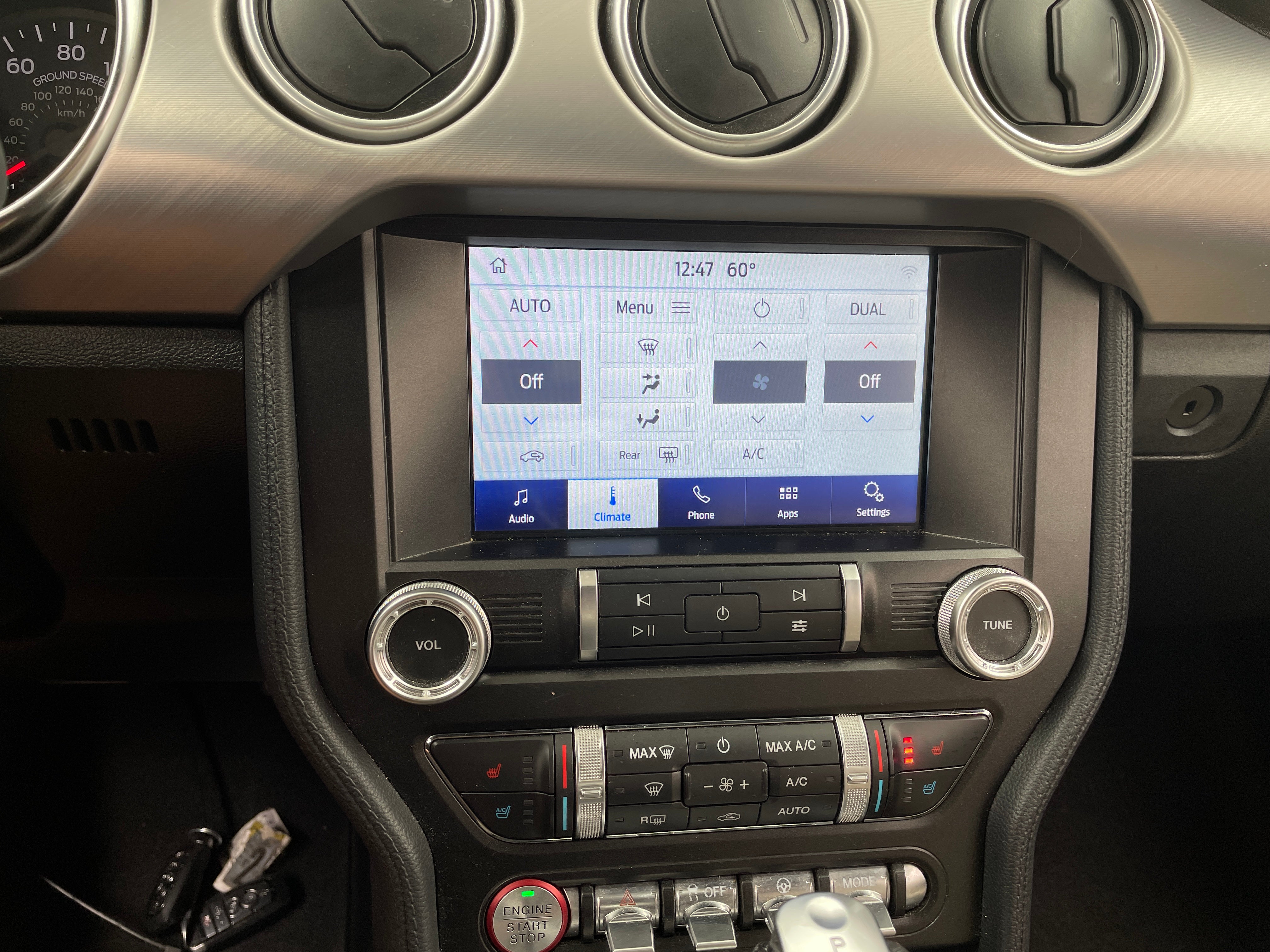 2019 Ford Mustang  4