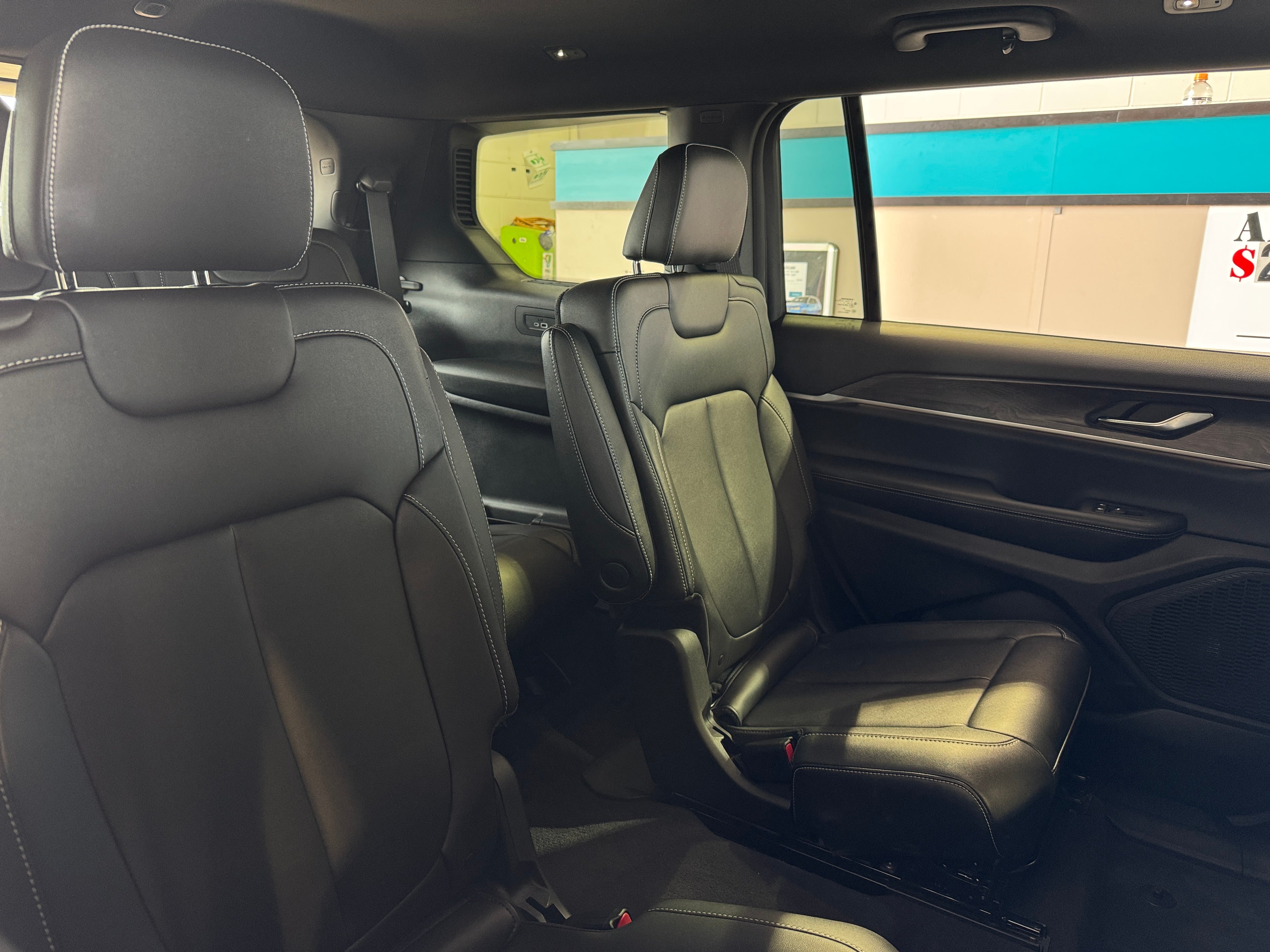 2024 Jeep Grand Cherokee L Limited Edition 5