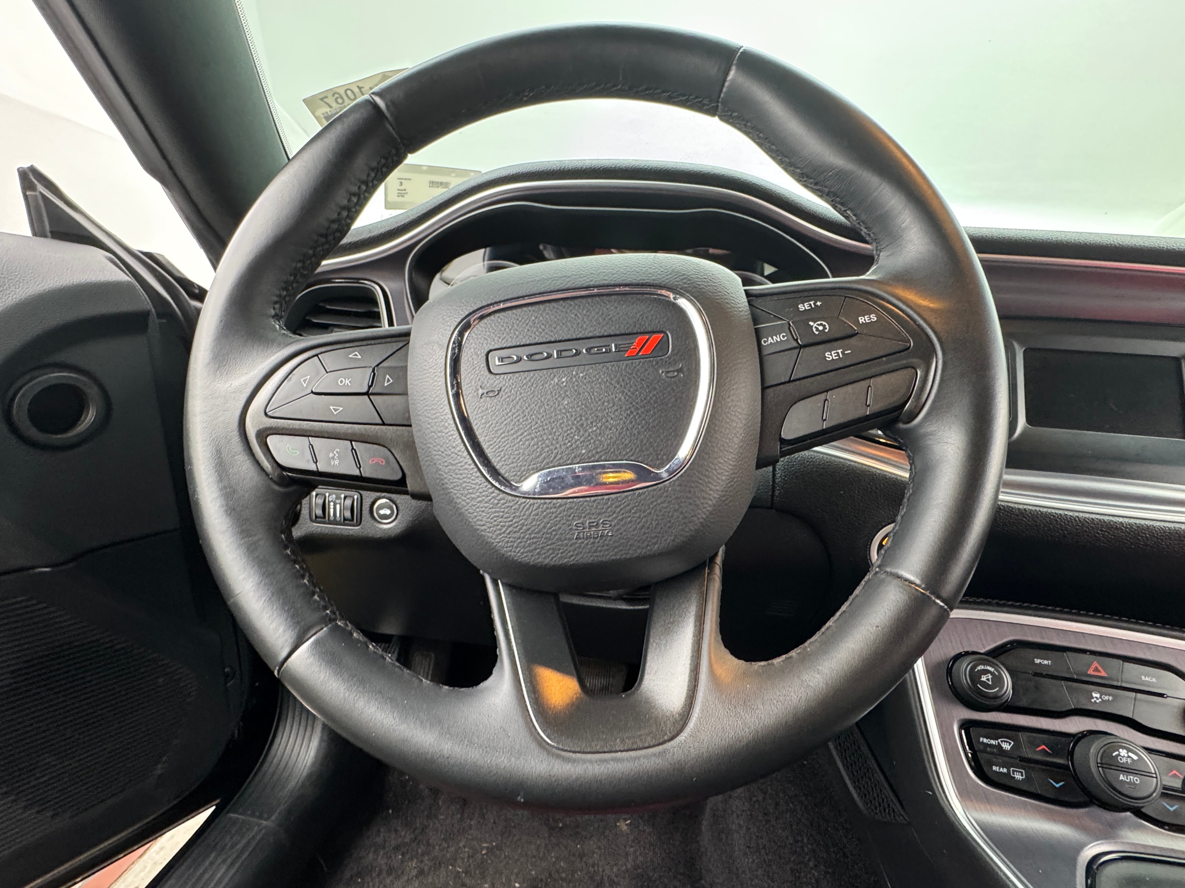 2016 Dodge Challenger SXT 4