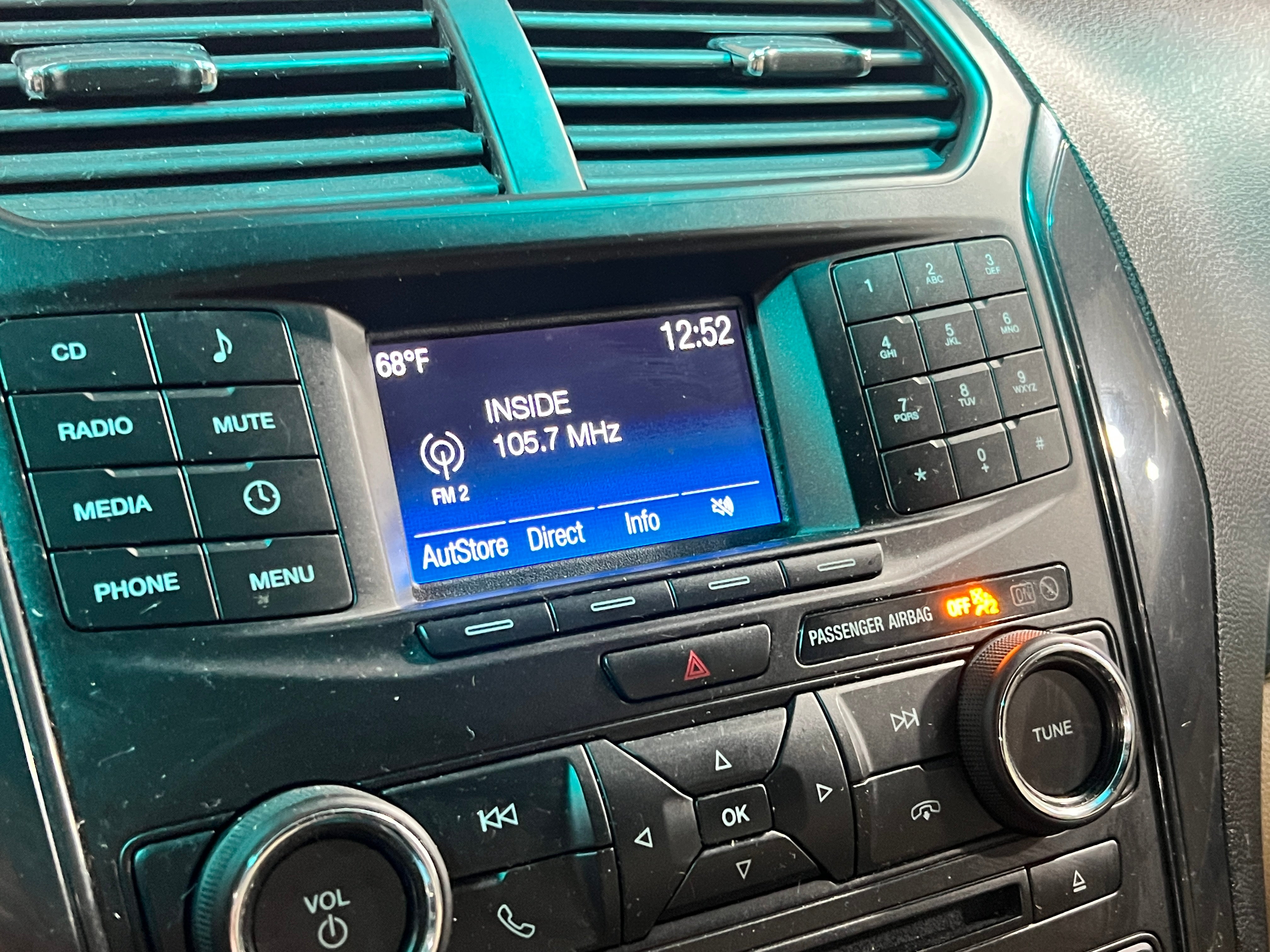 2017 Ford Explorer Base 4
