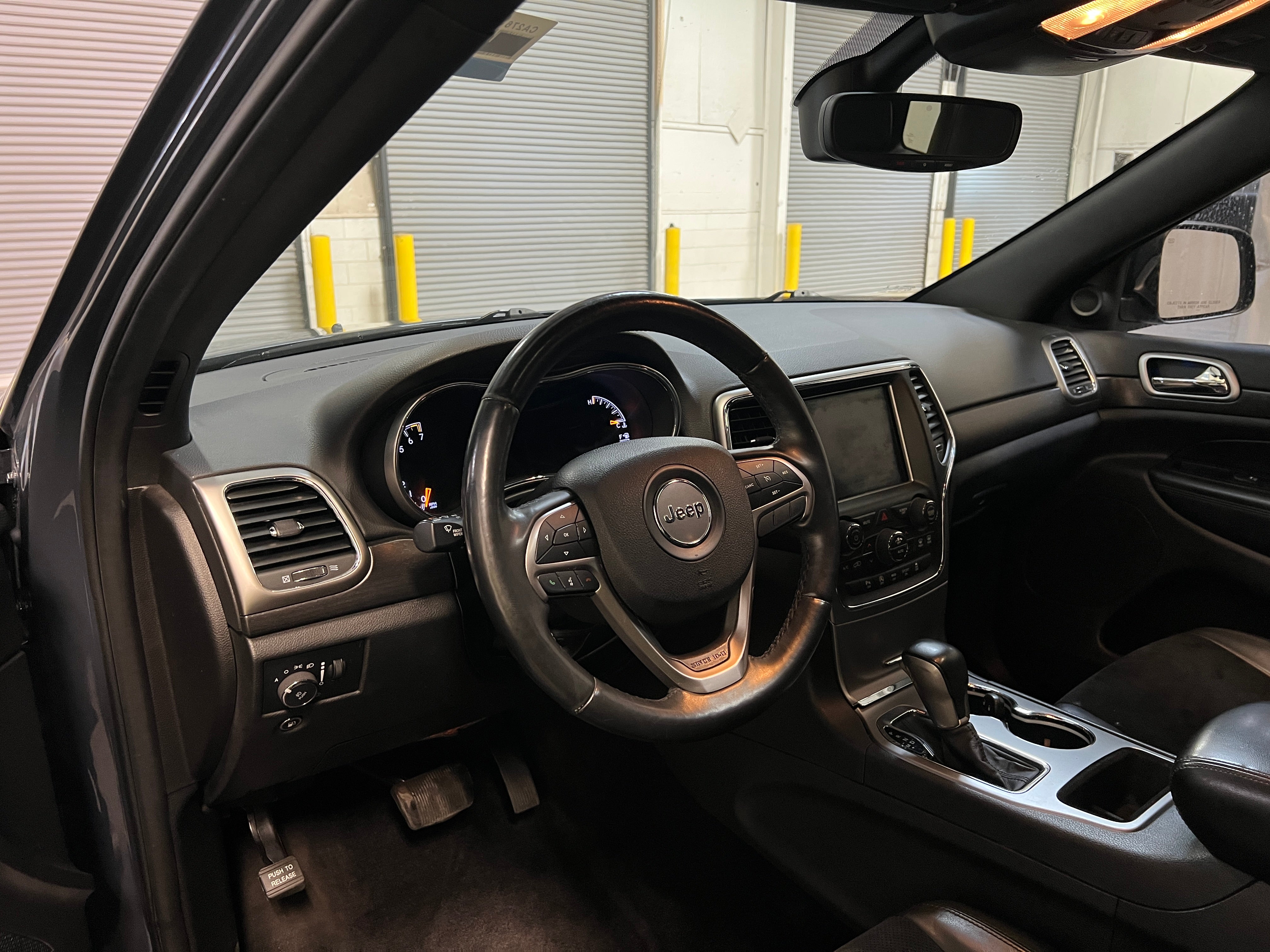 2018 Jeep Grand Cherokee Altitude 2
