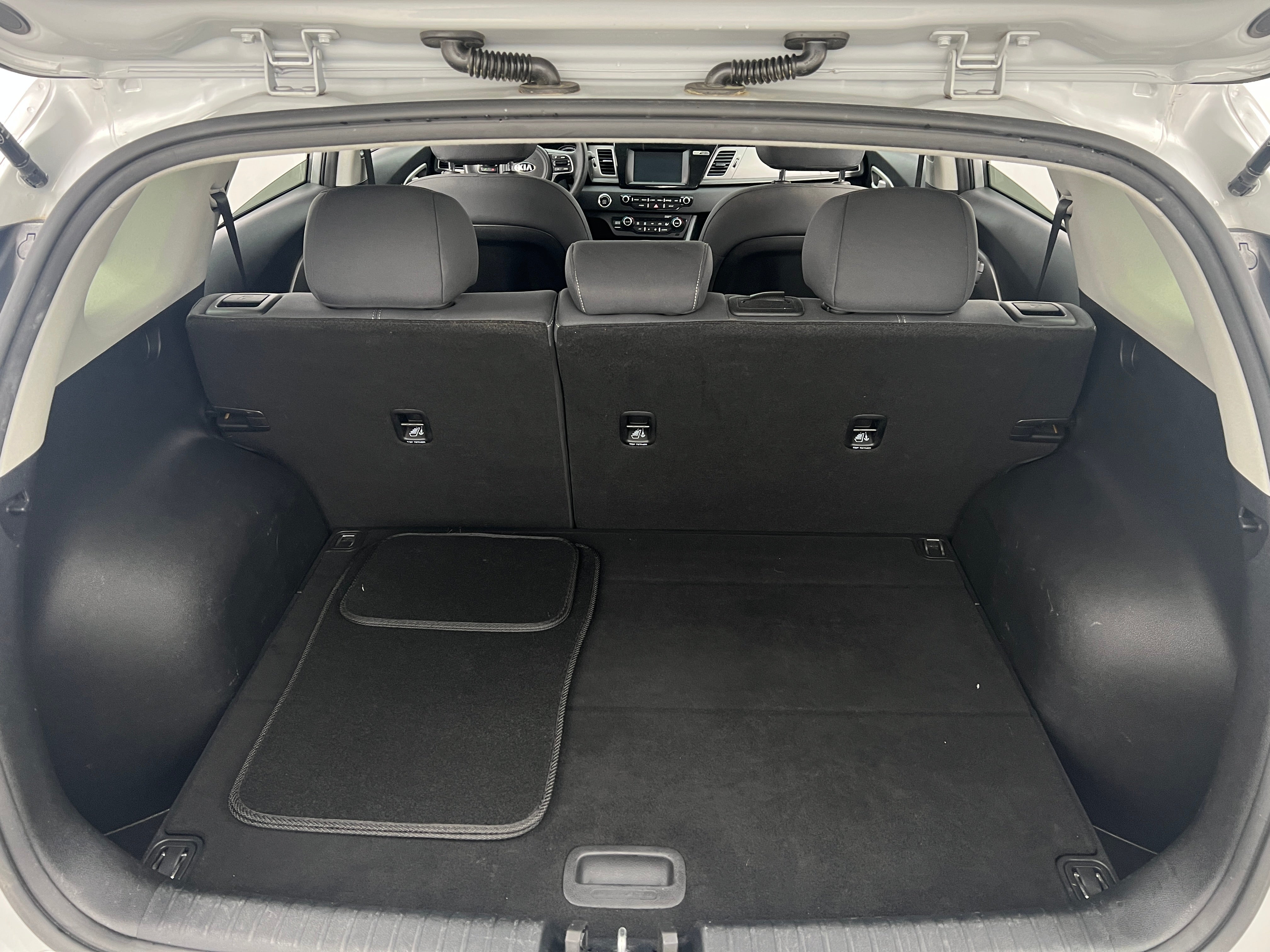 2019 Kia Niro LX 7