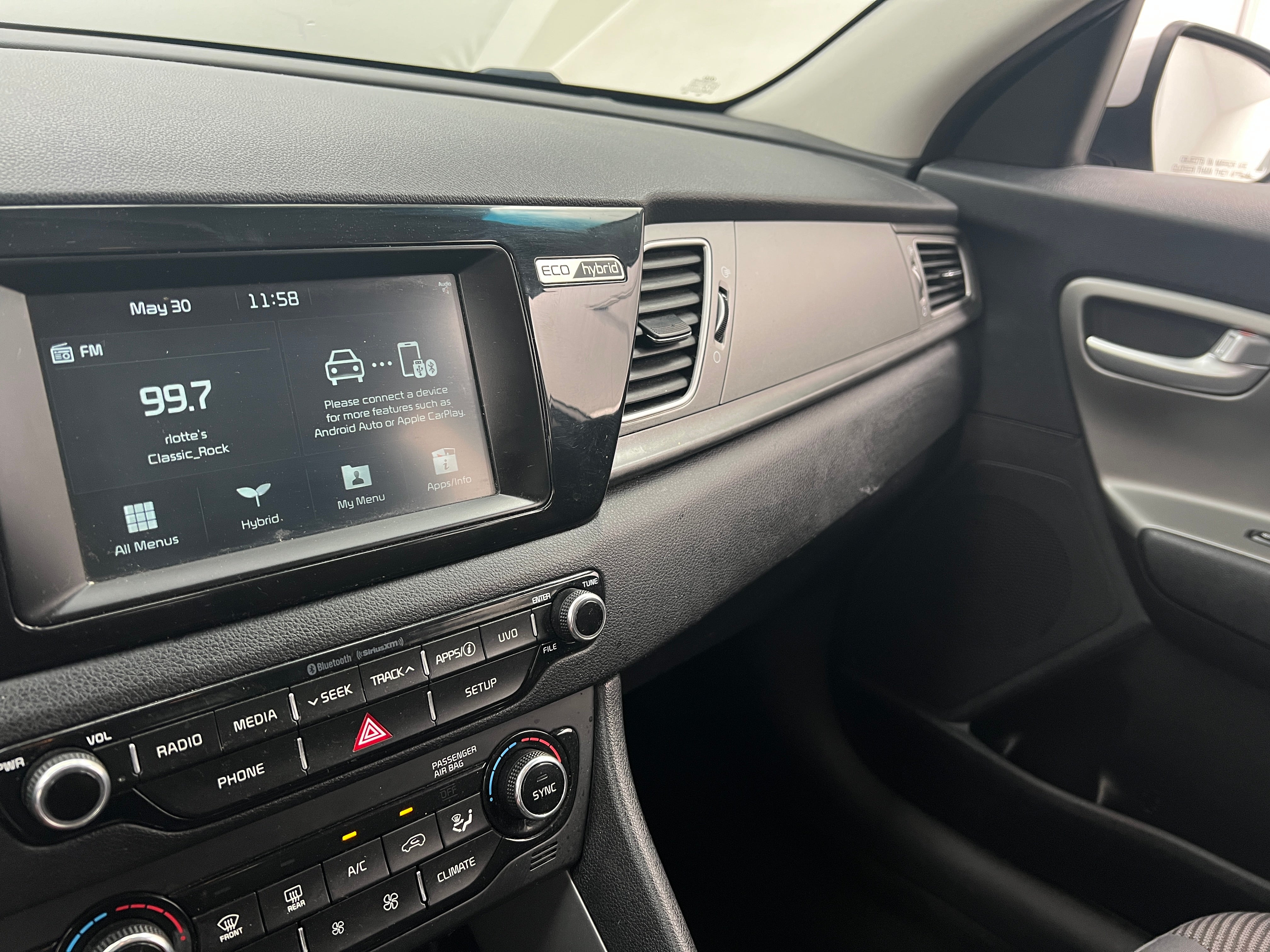 2019 Kia Niro LX 4