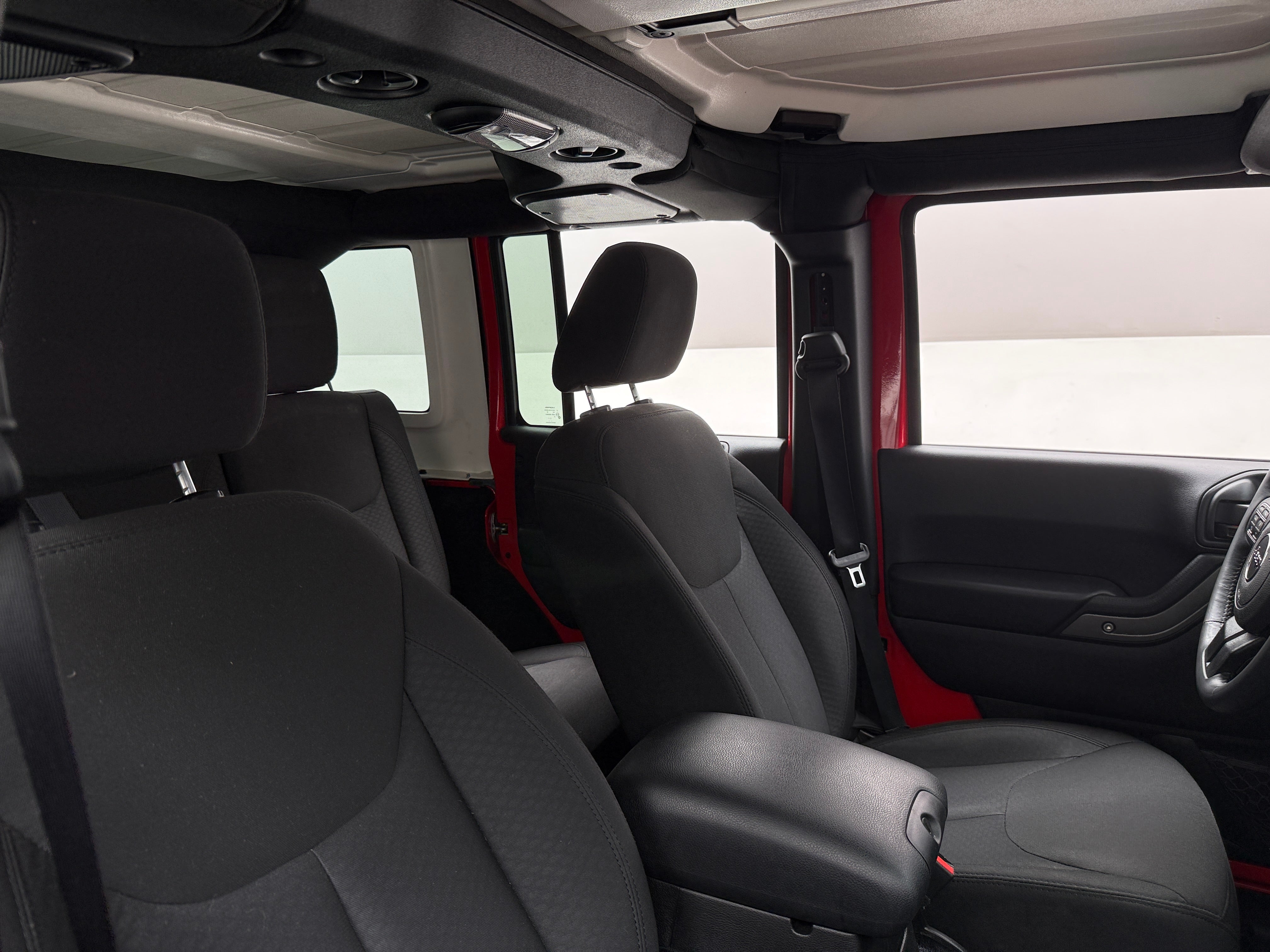 2016 Jeep Wrangler Unlimited Sport S 2