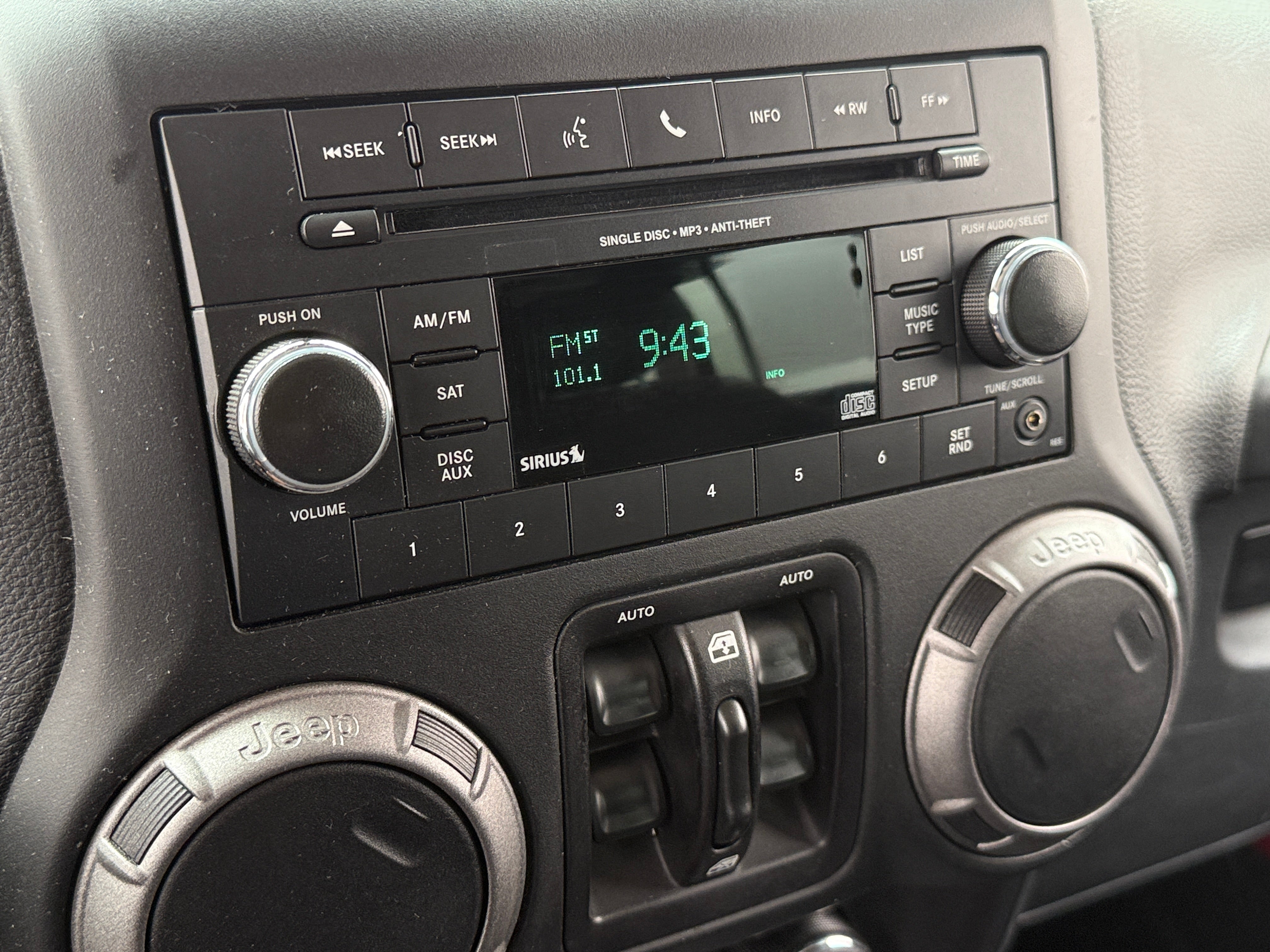 2016 Jeep Wrangler Unlimited Sport S 4