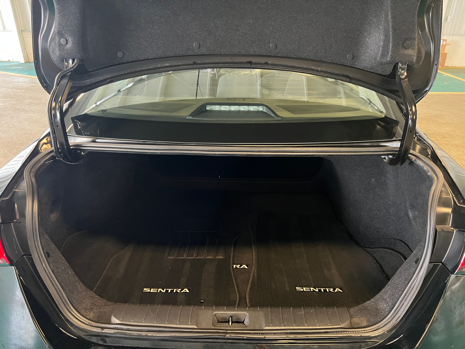 Thumbnail: 2023 Nissan Sentra - 7