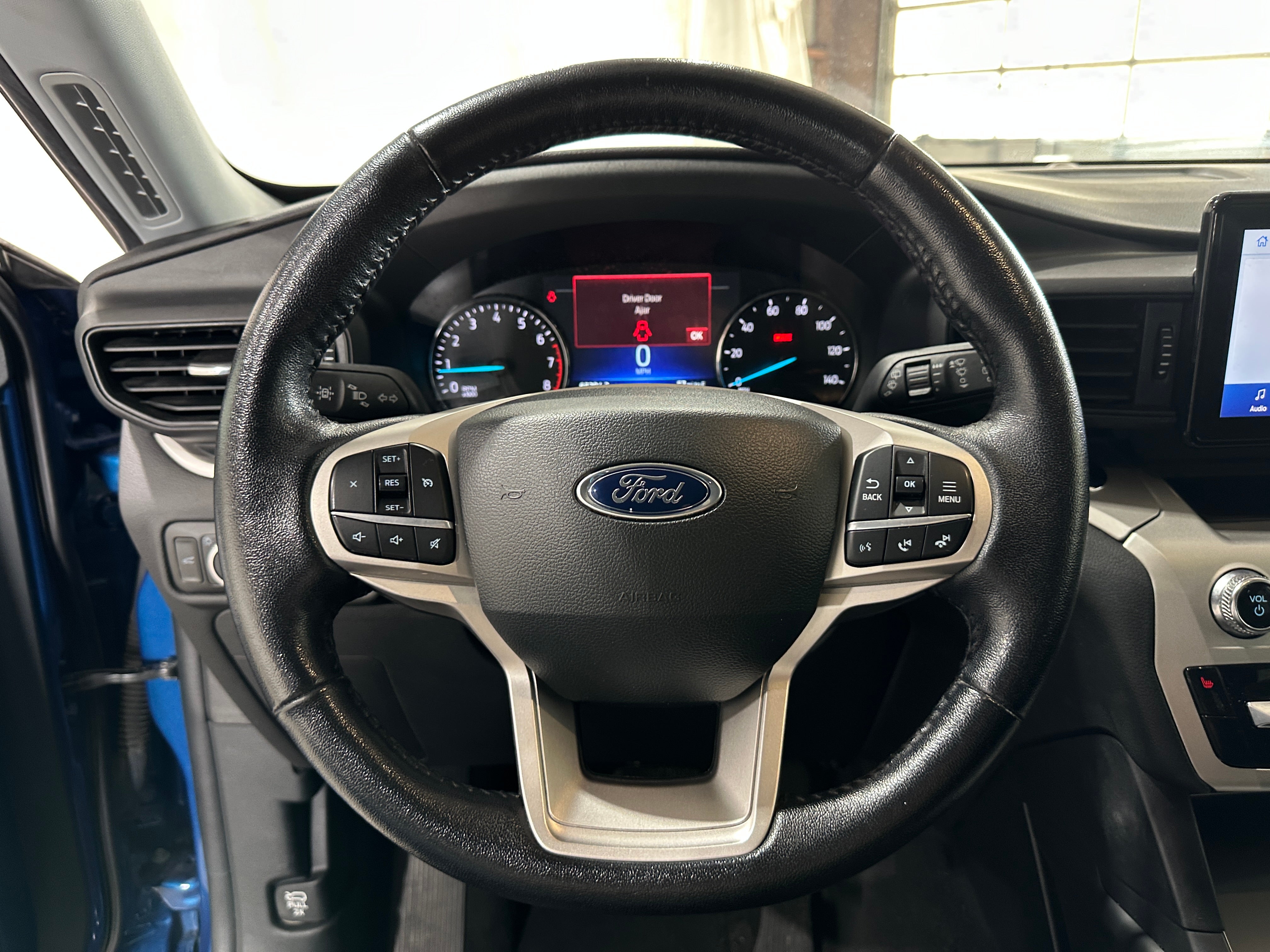 2022 Ford Explorer XLT 5