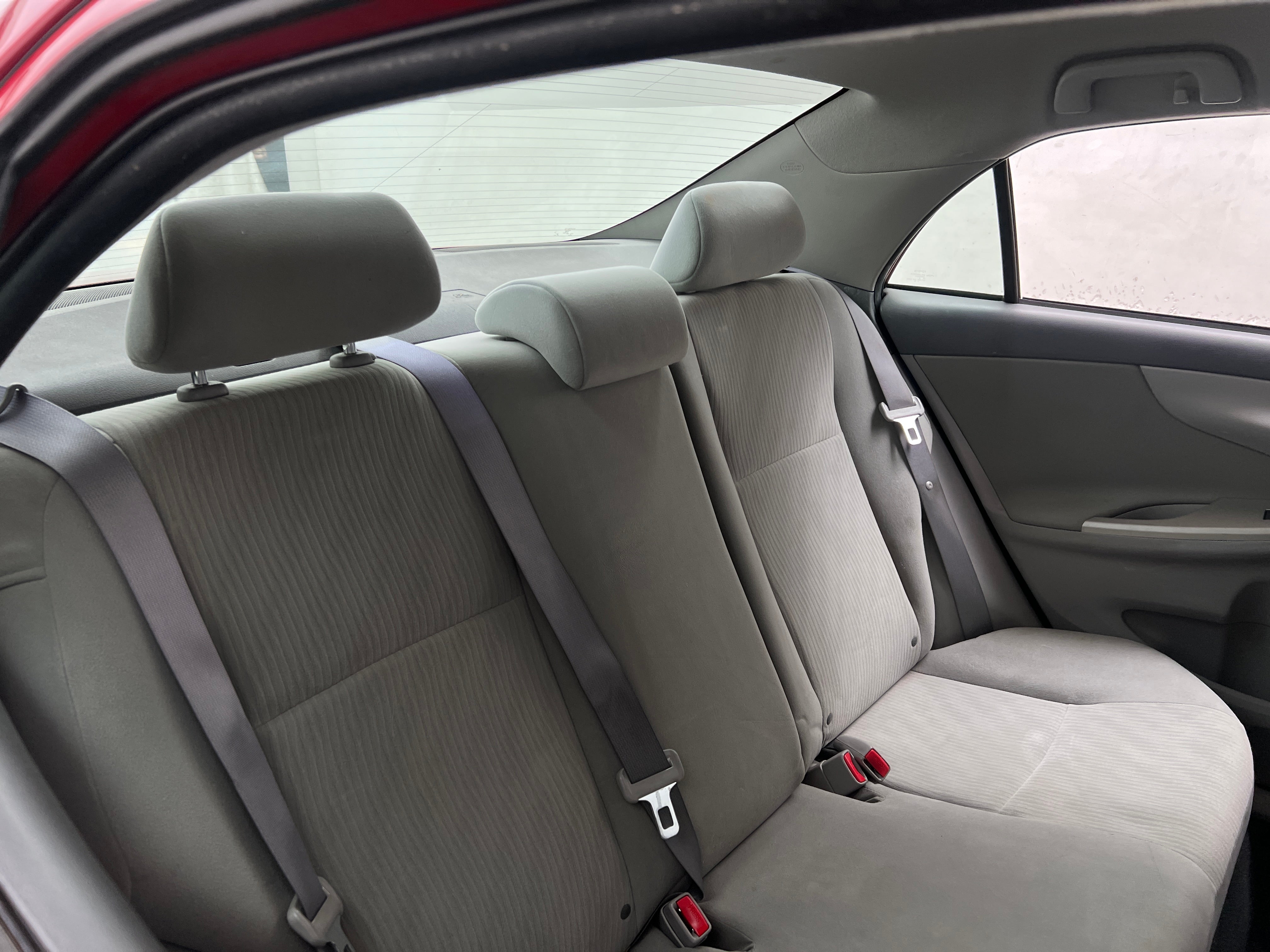 2010 Toyota Corolla LE 6