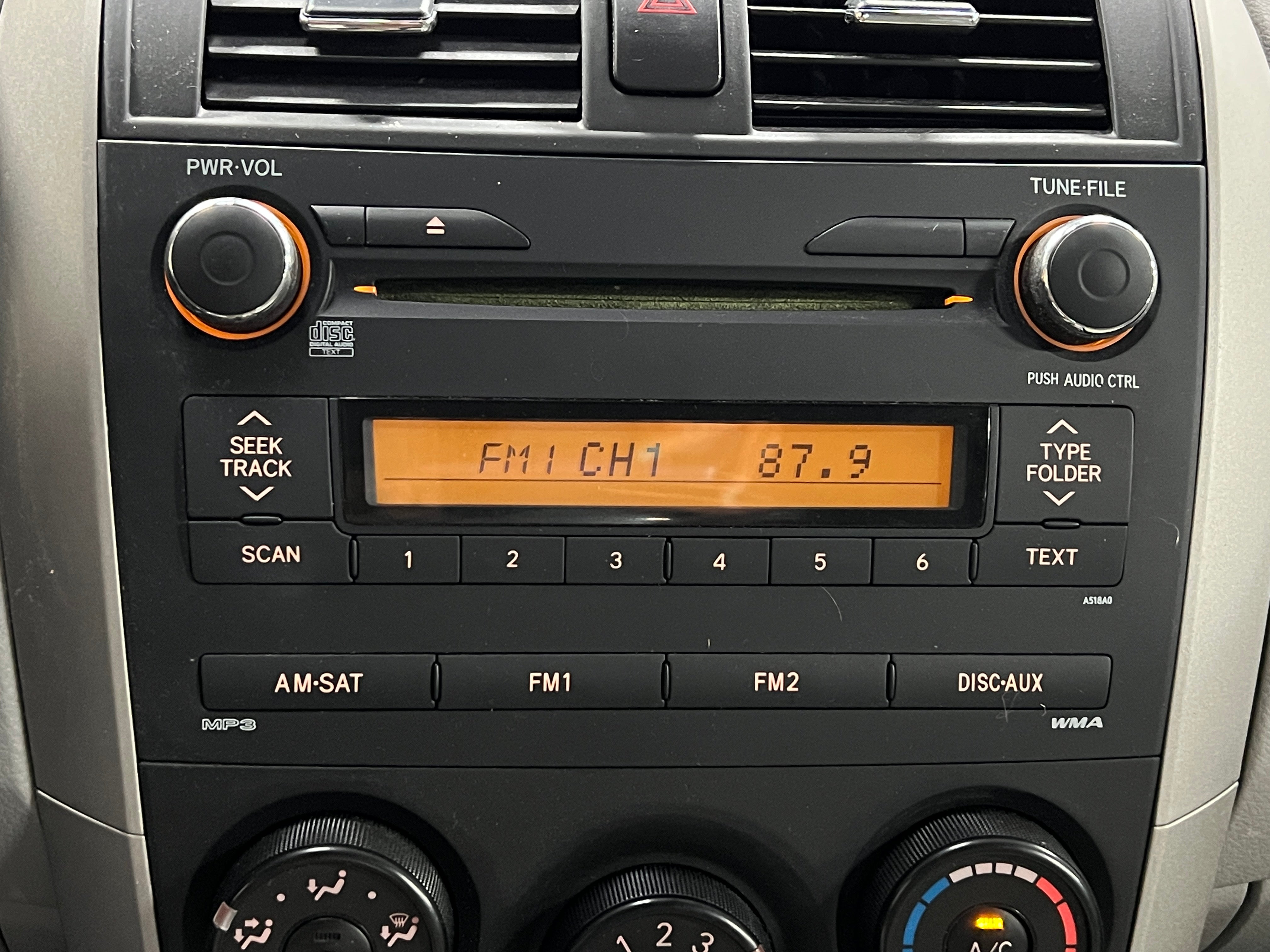 2010 Toyota Corolla LE 4