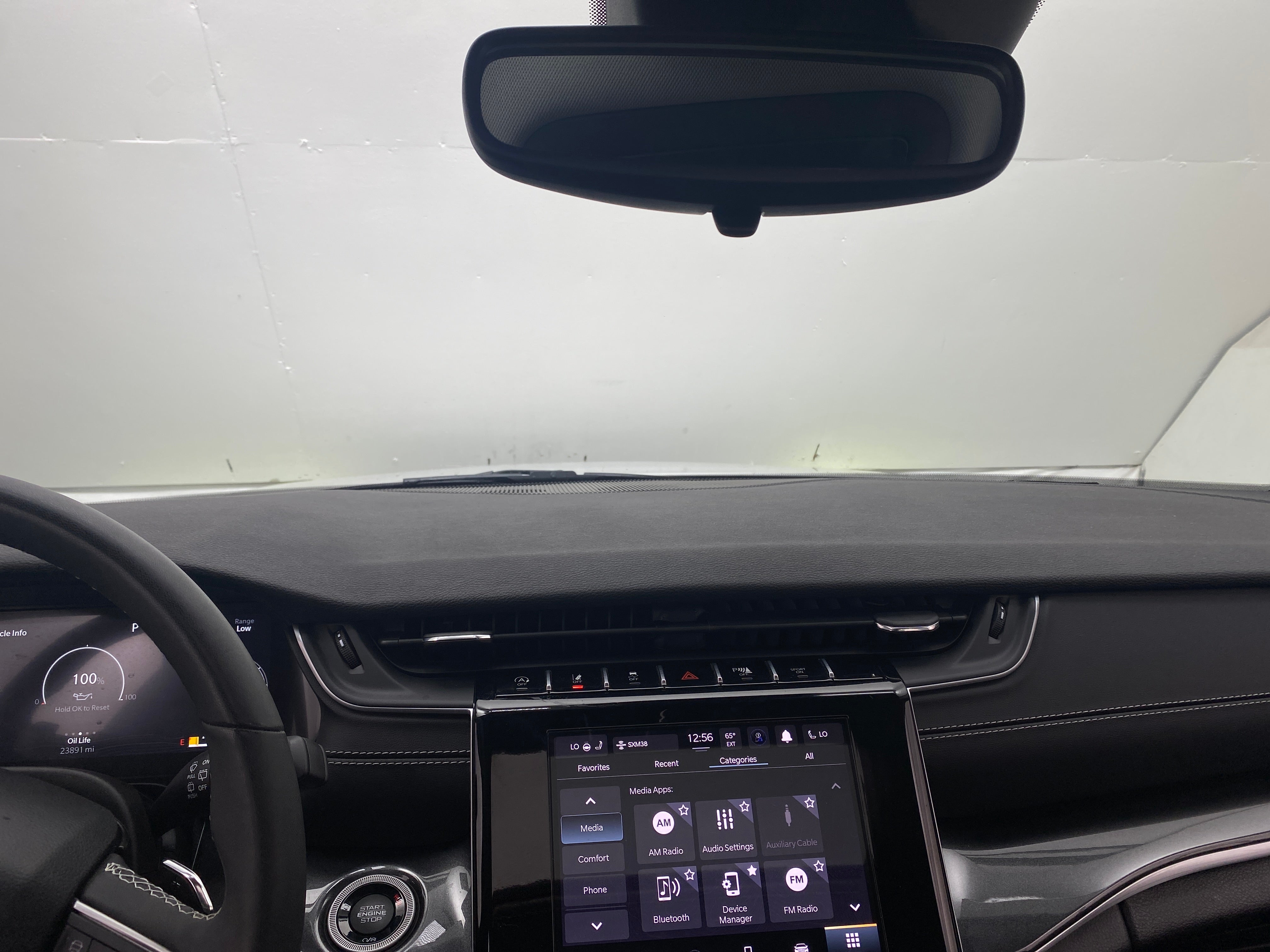 2023 Jeep Grand Cherokee L Laredo 3