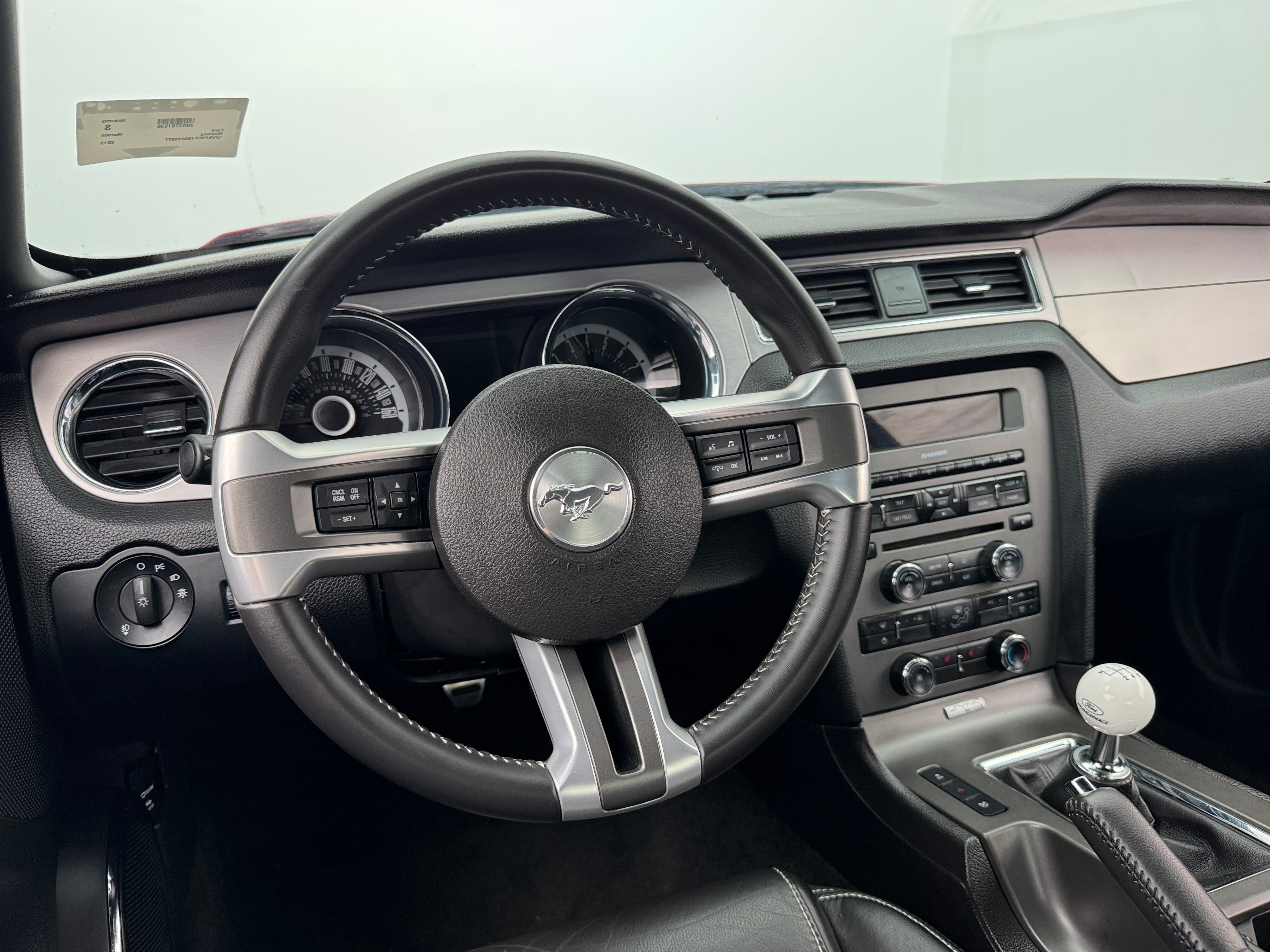 2013 Ford Mustang GT Premium 3
