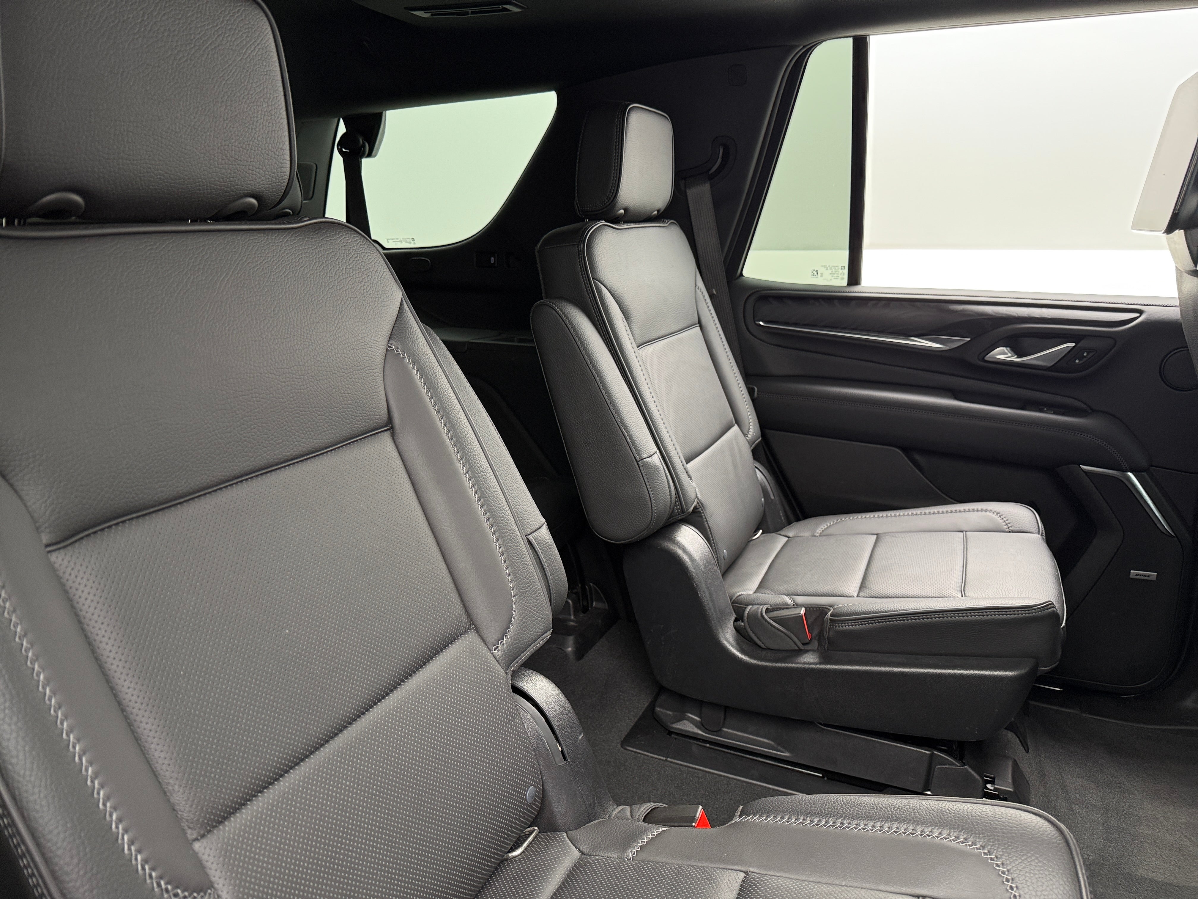 2022 GMC Yukon Denali 5