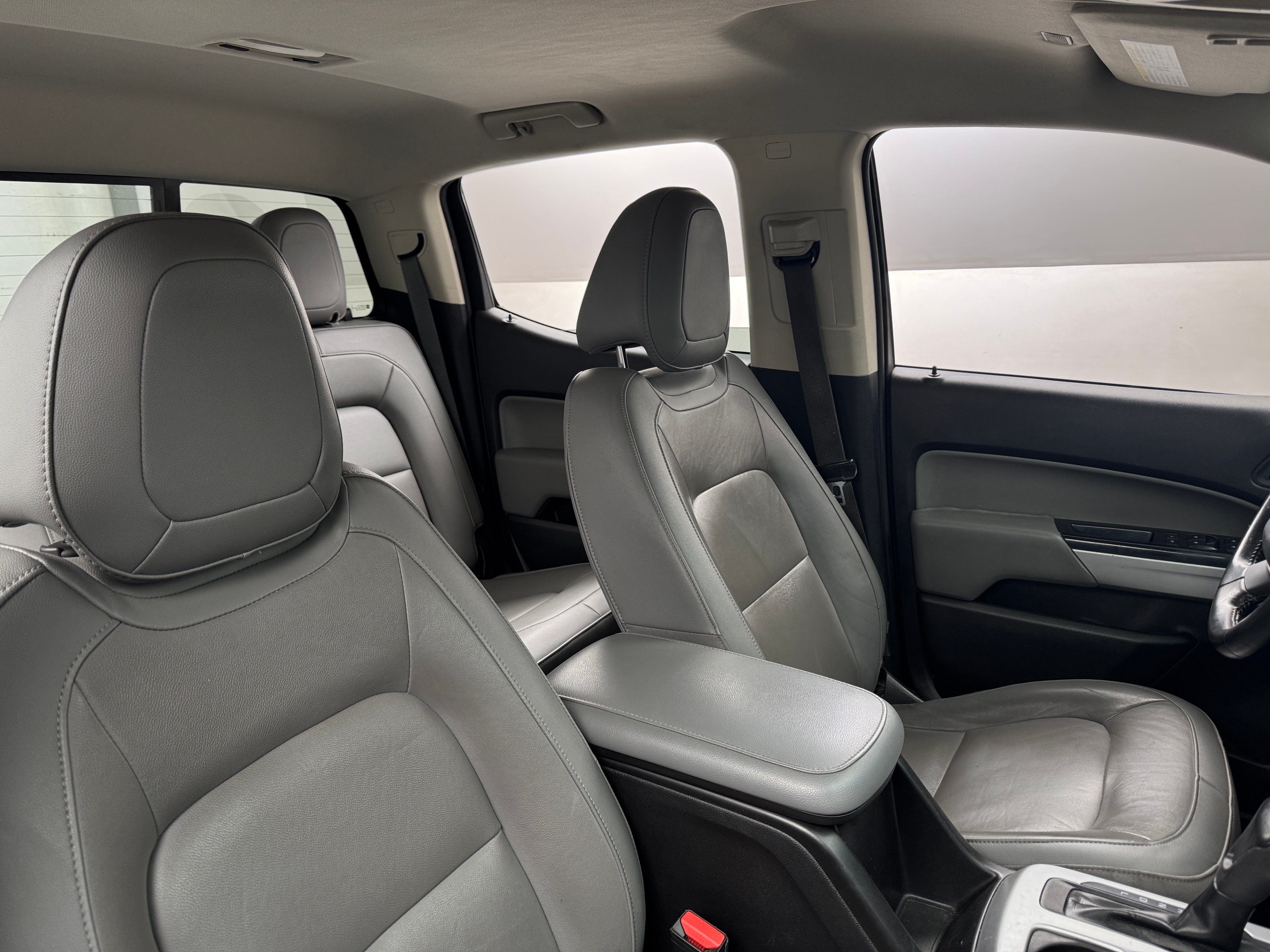 2017 Chevrolet Colorado LT 2