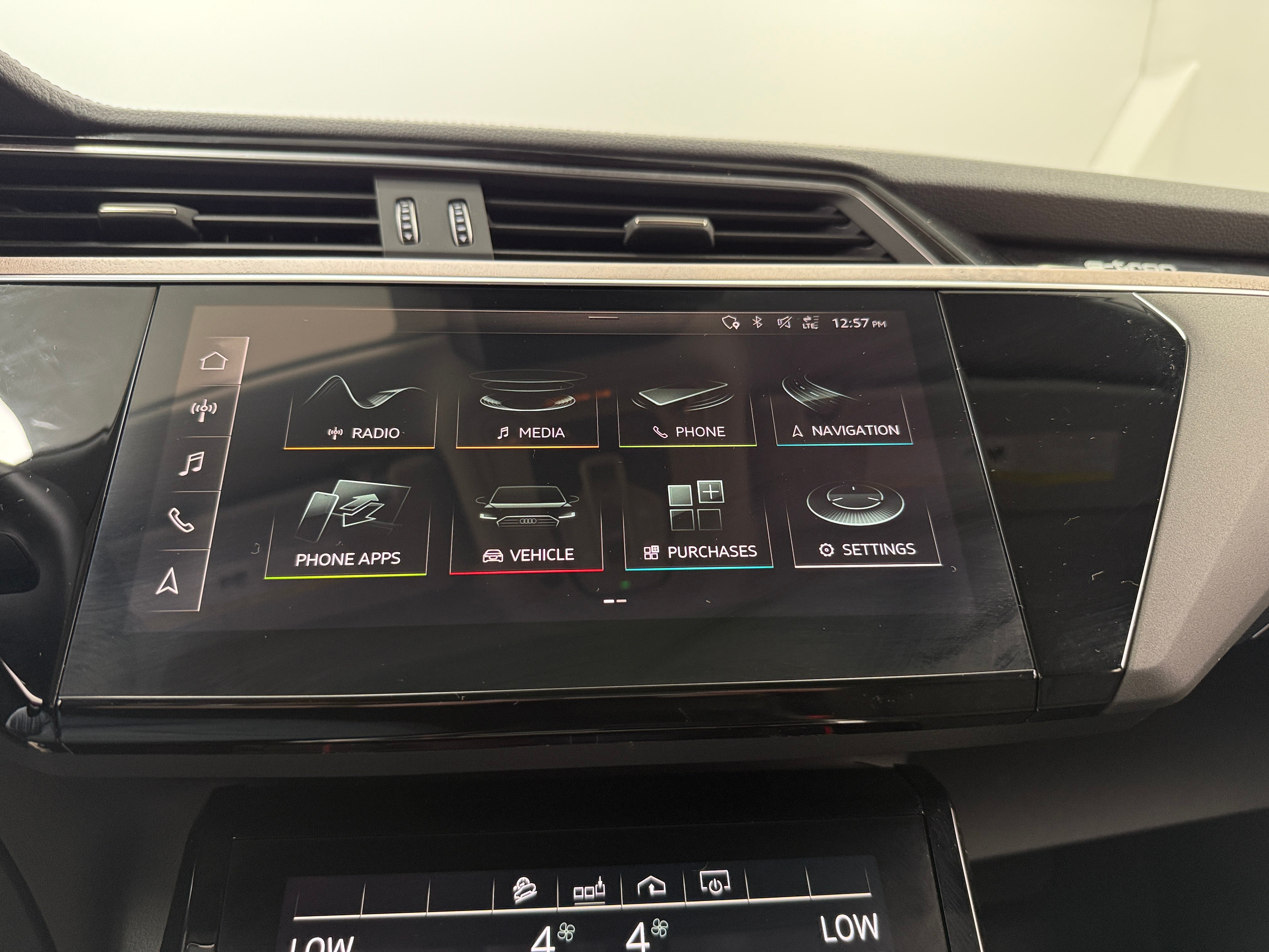 2020 Audi e-tron S Premium Plus 3