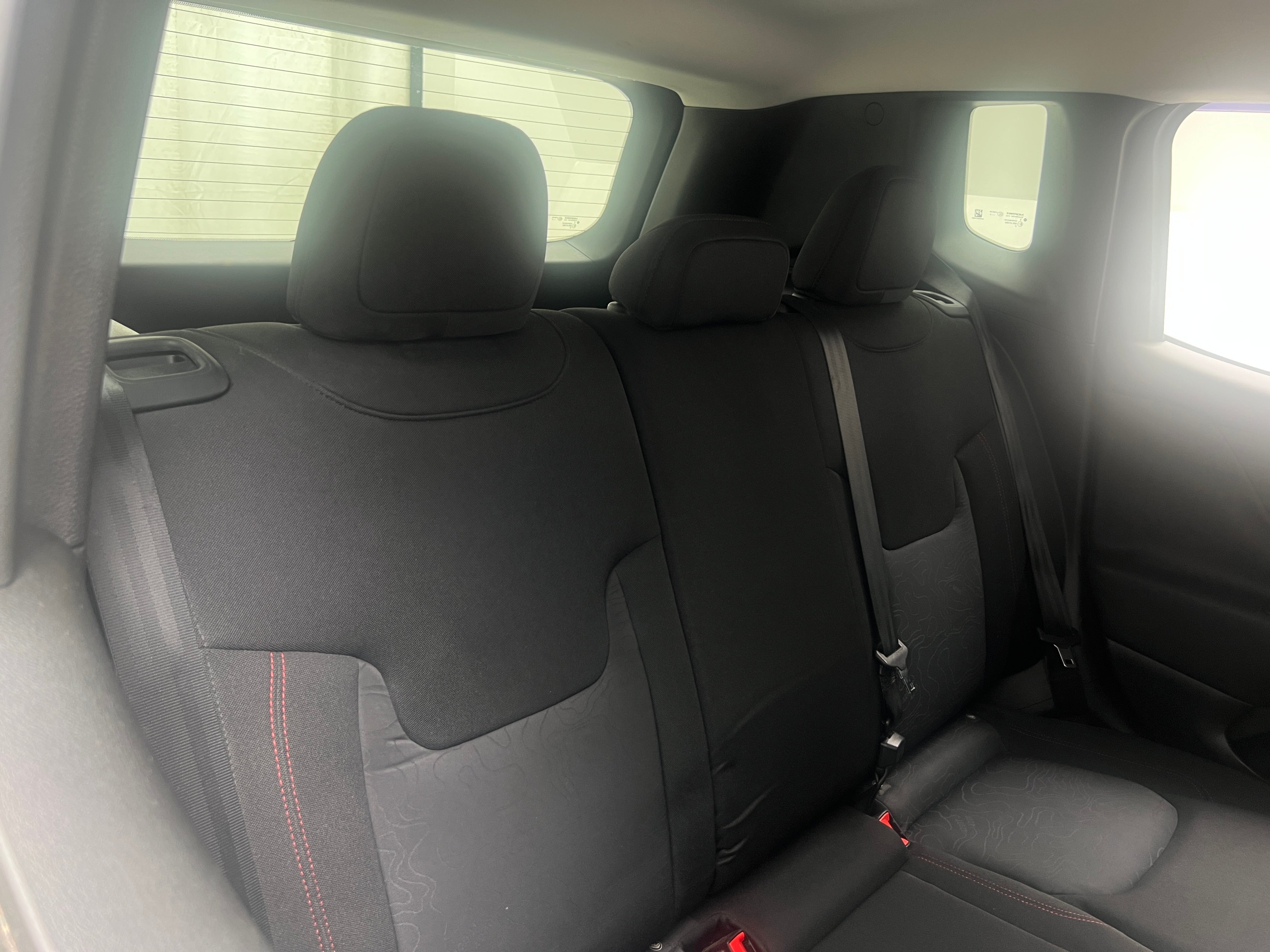 2015 Jeep Renegade Trailhawk 6