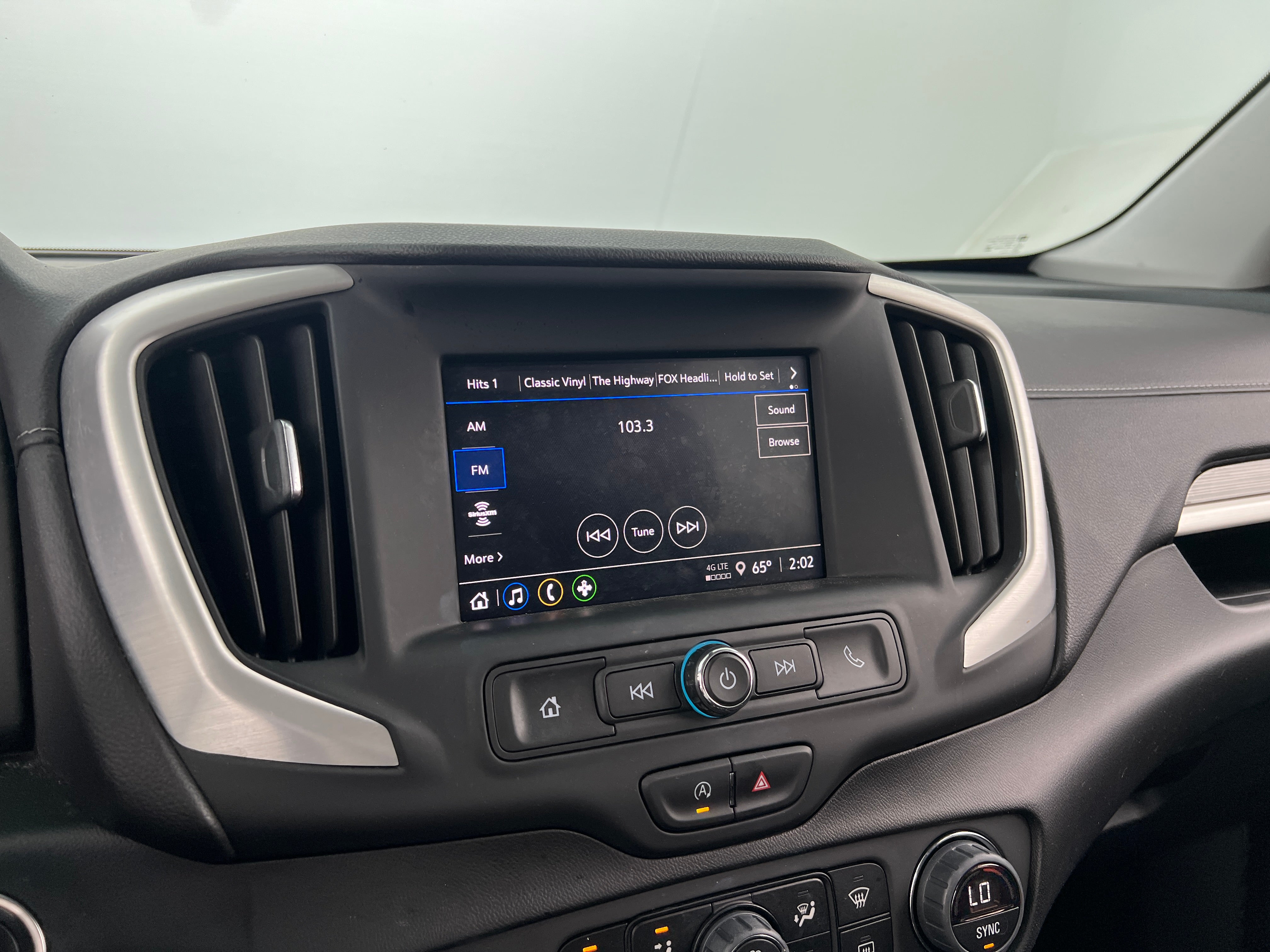 2023 GMC Terrain SLE 4