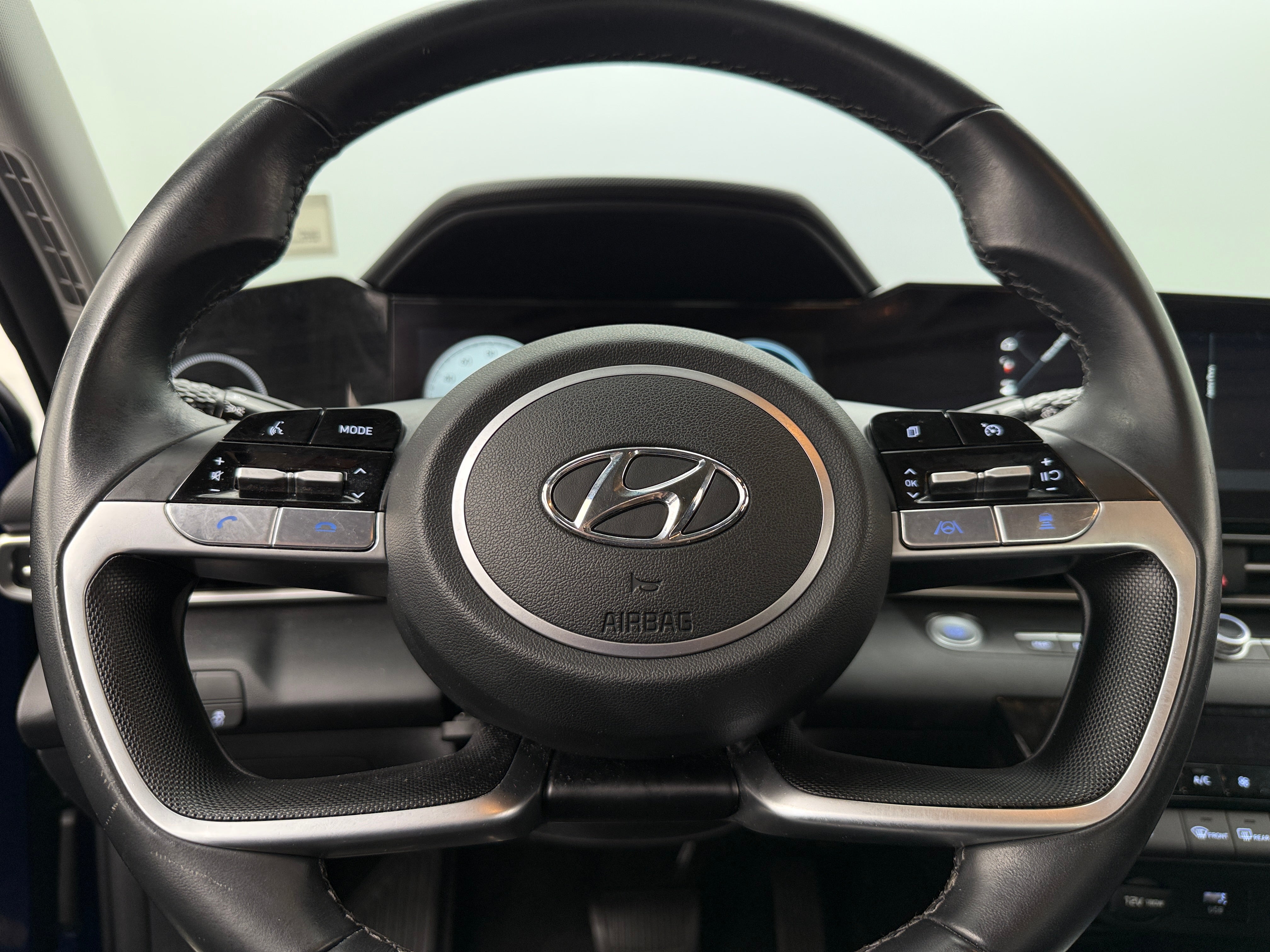 2023 Hyundai Elantra SEL 5
