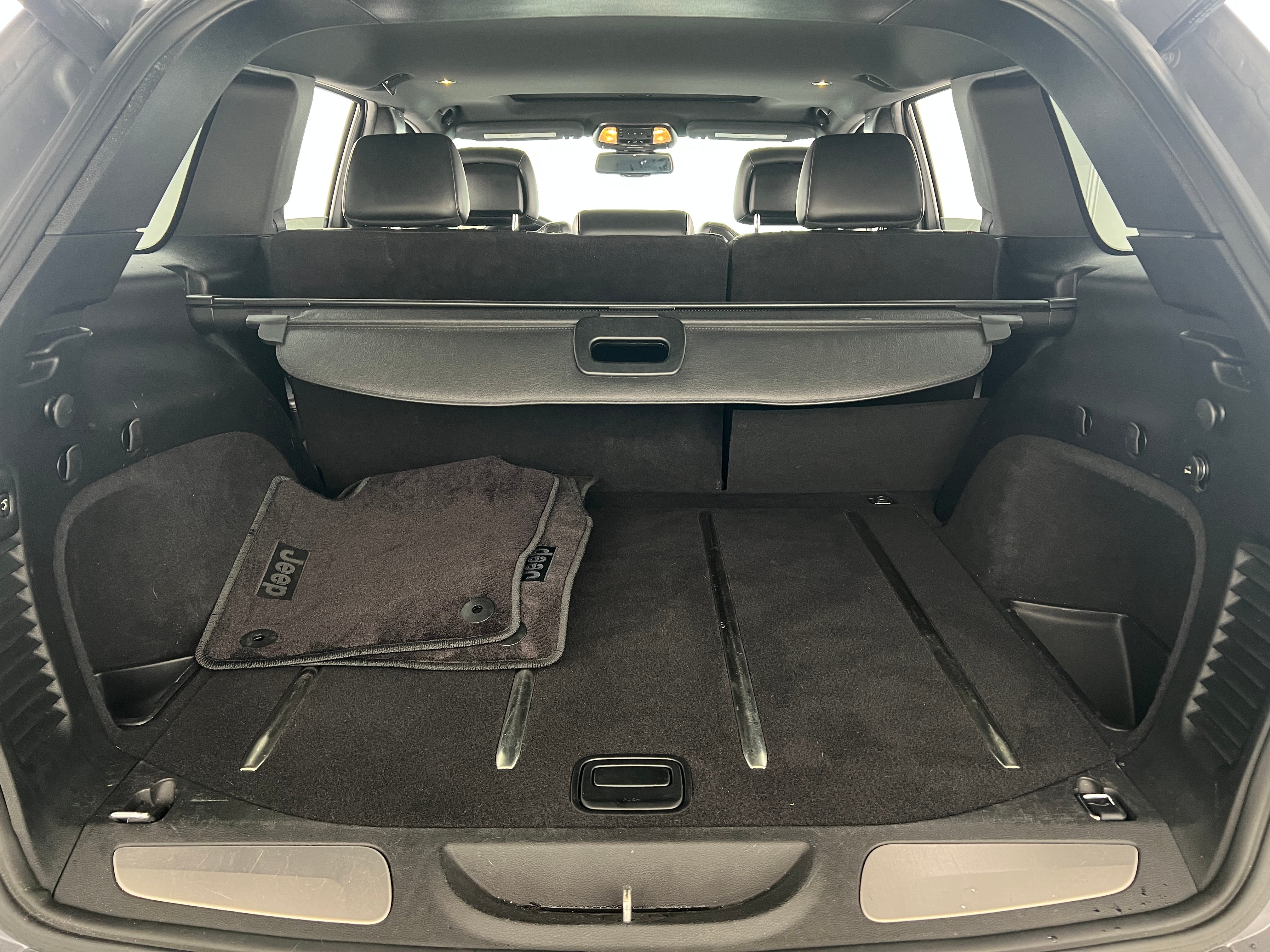 2016 Jeep Grand Cherokee Limited 75th Anniversary Edition 6