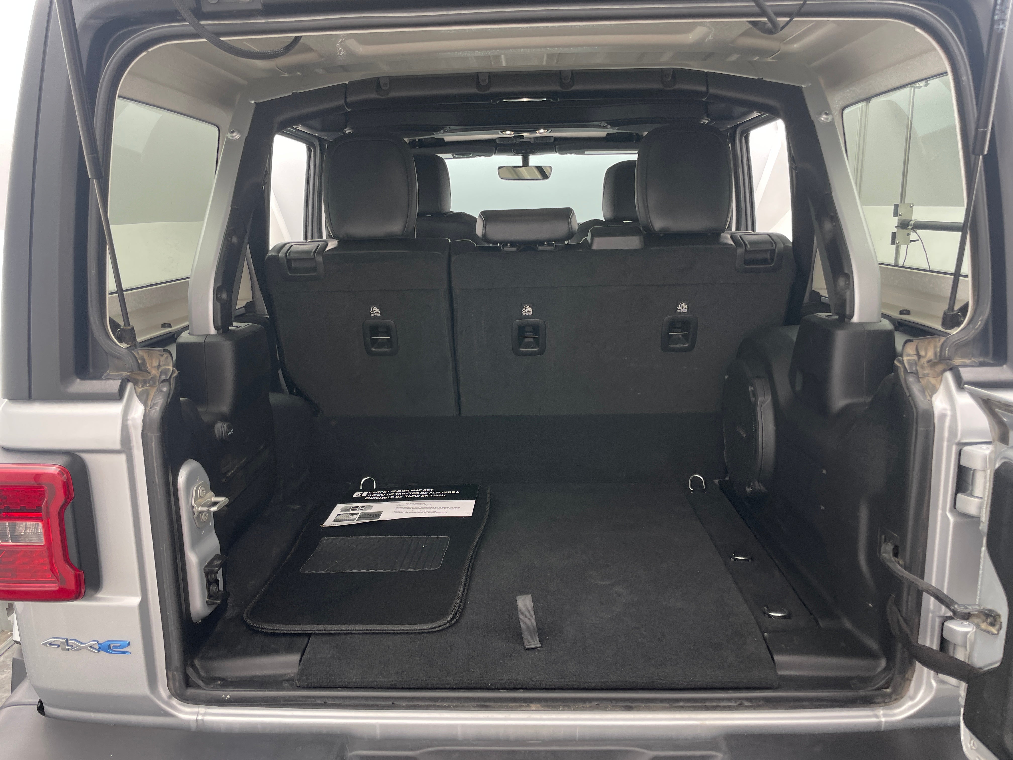 2023 Jeep Wrangler Sahara 4xe 6