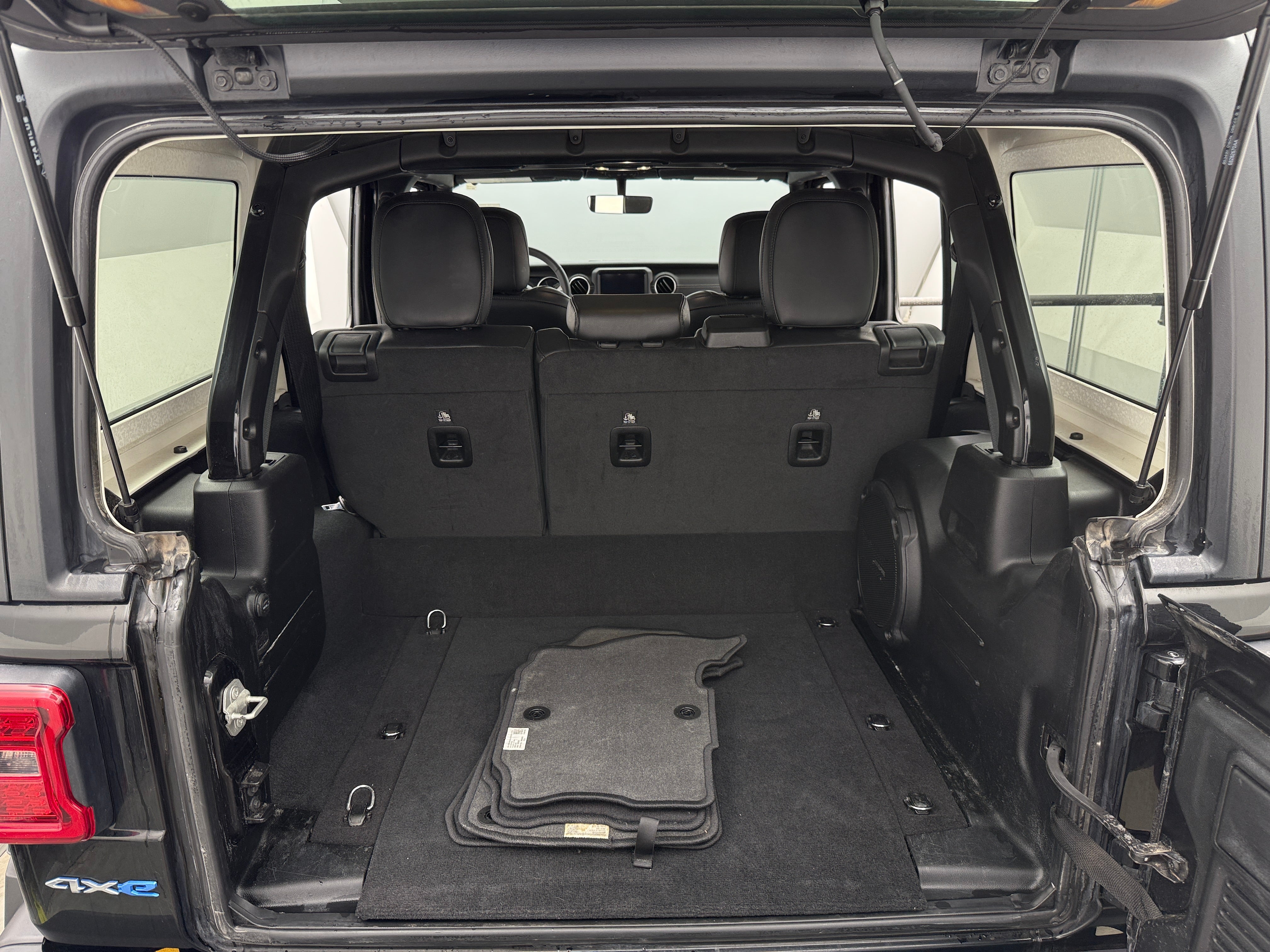 2023 Jeep Wrangler Sahara 4xe 6