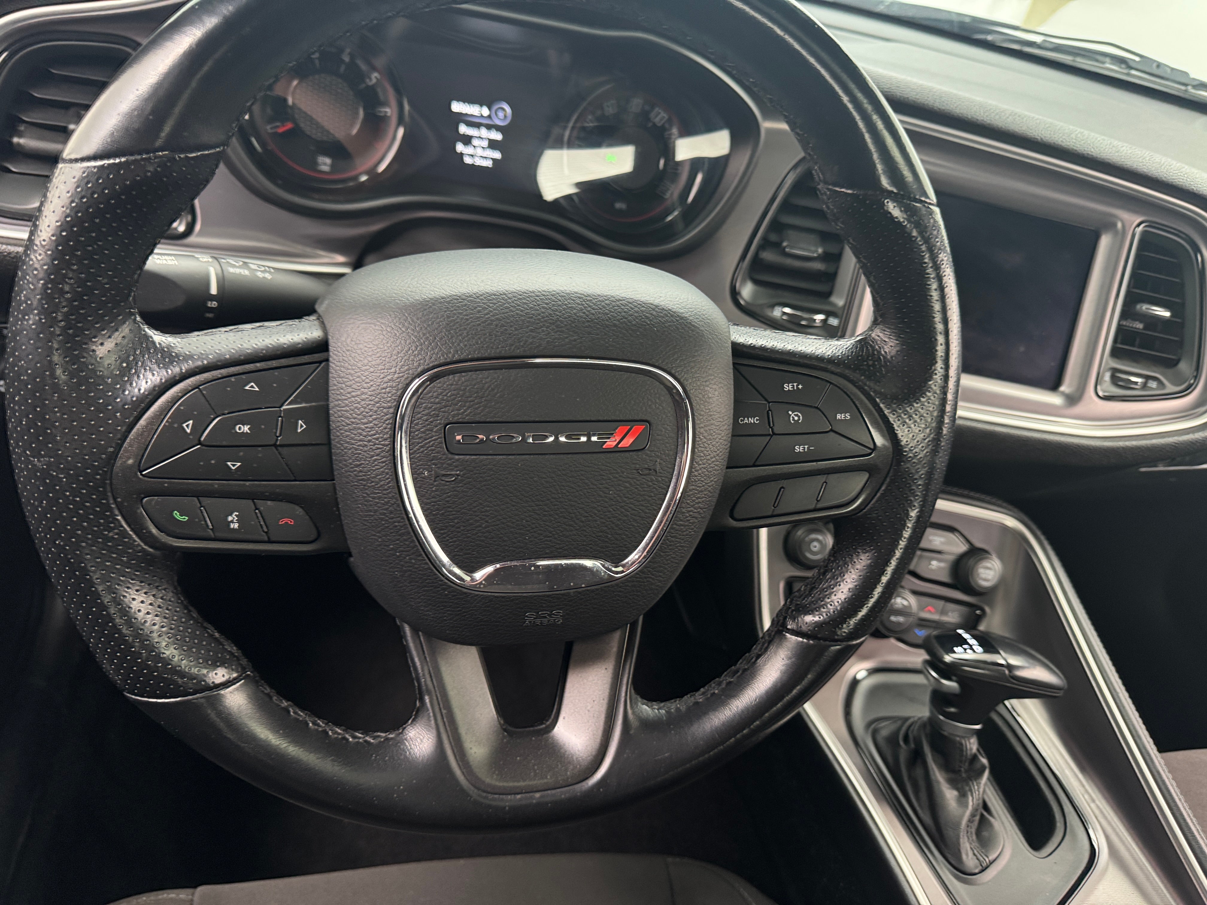2021 Dodge Challenger SXT 4