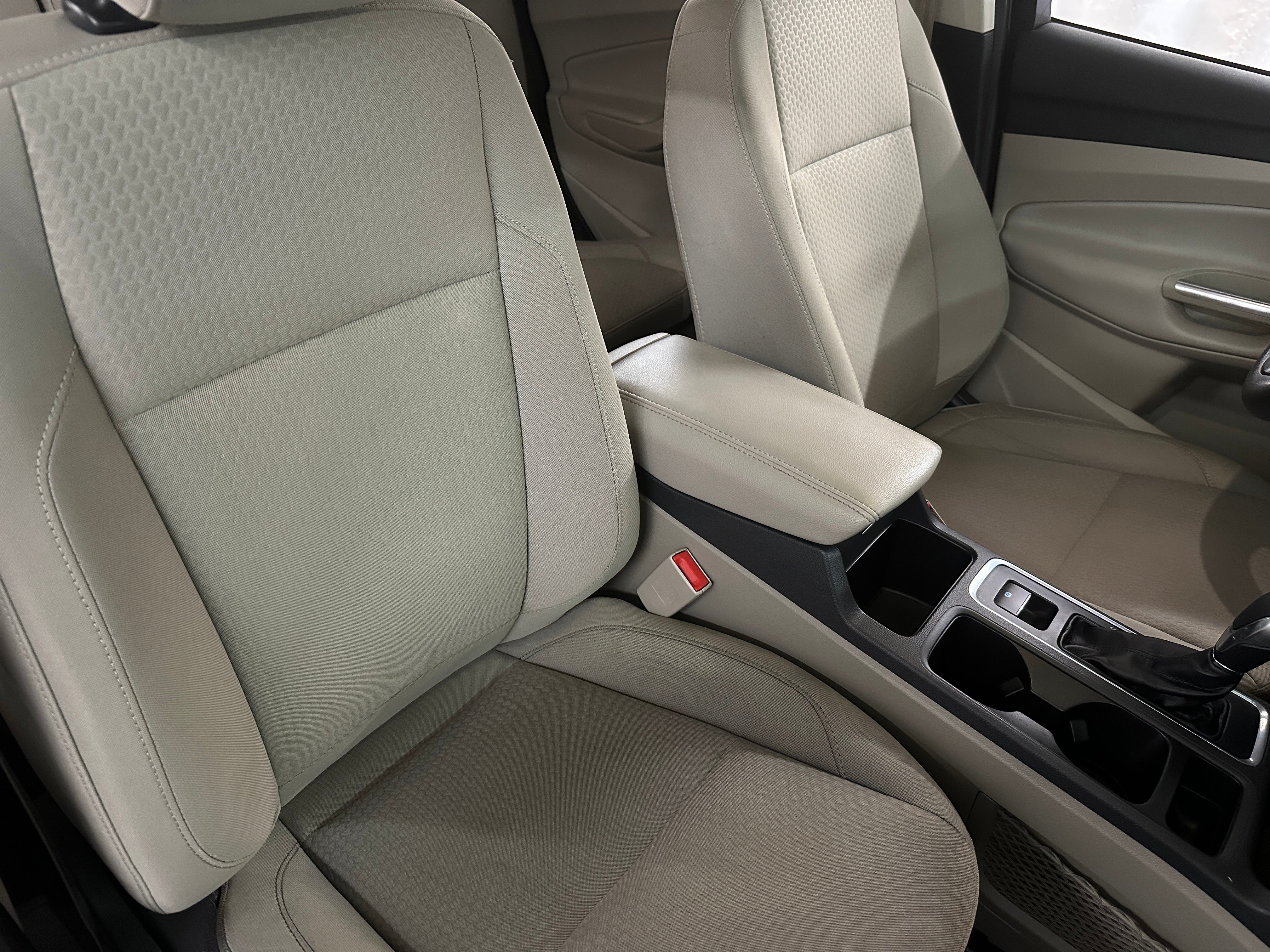 2018 Ford Escape SE 2