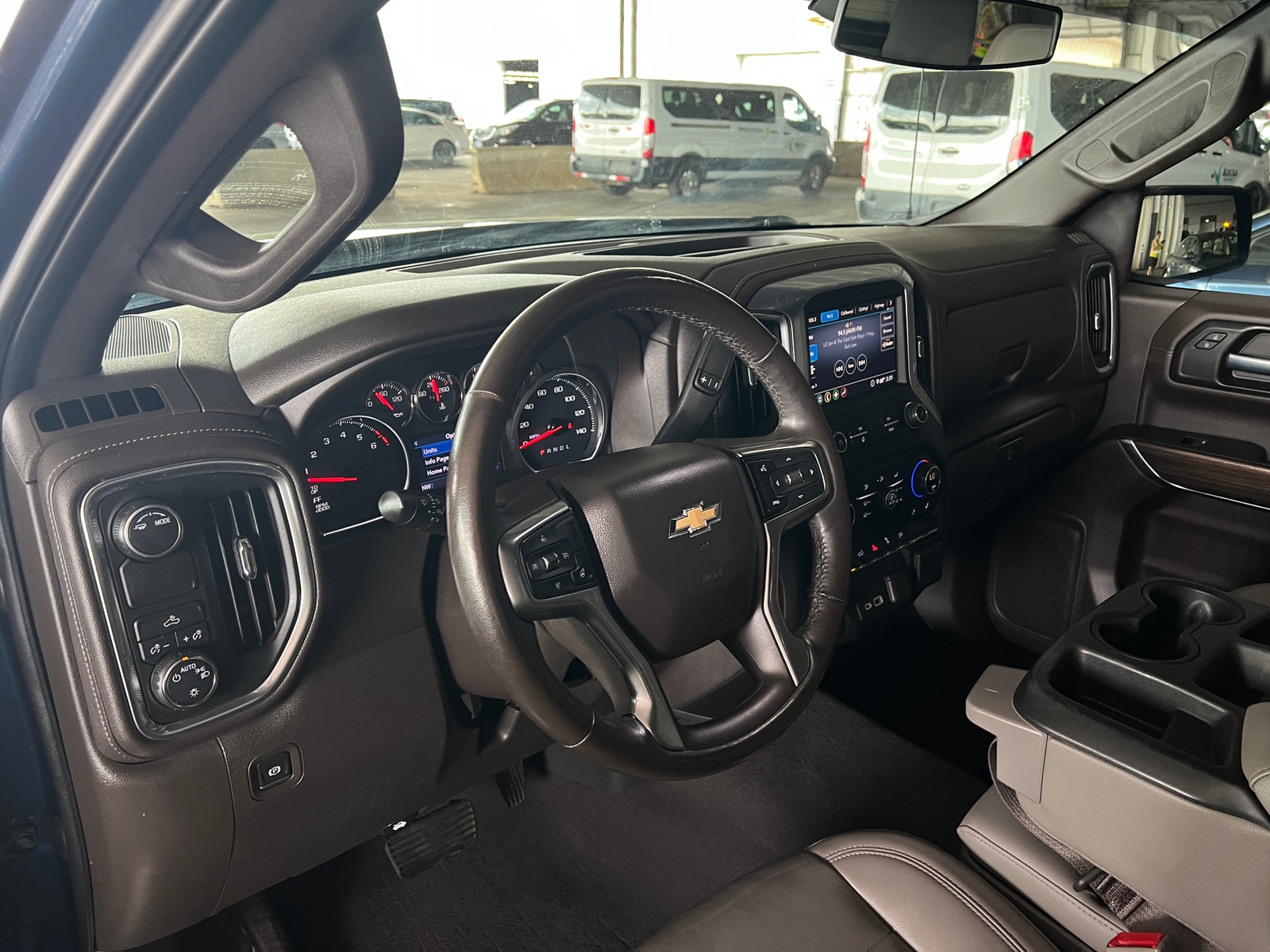 Thumbnail: 2020 Chevrolet Silverado 1500 - 2