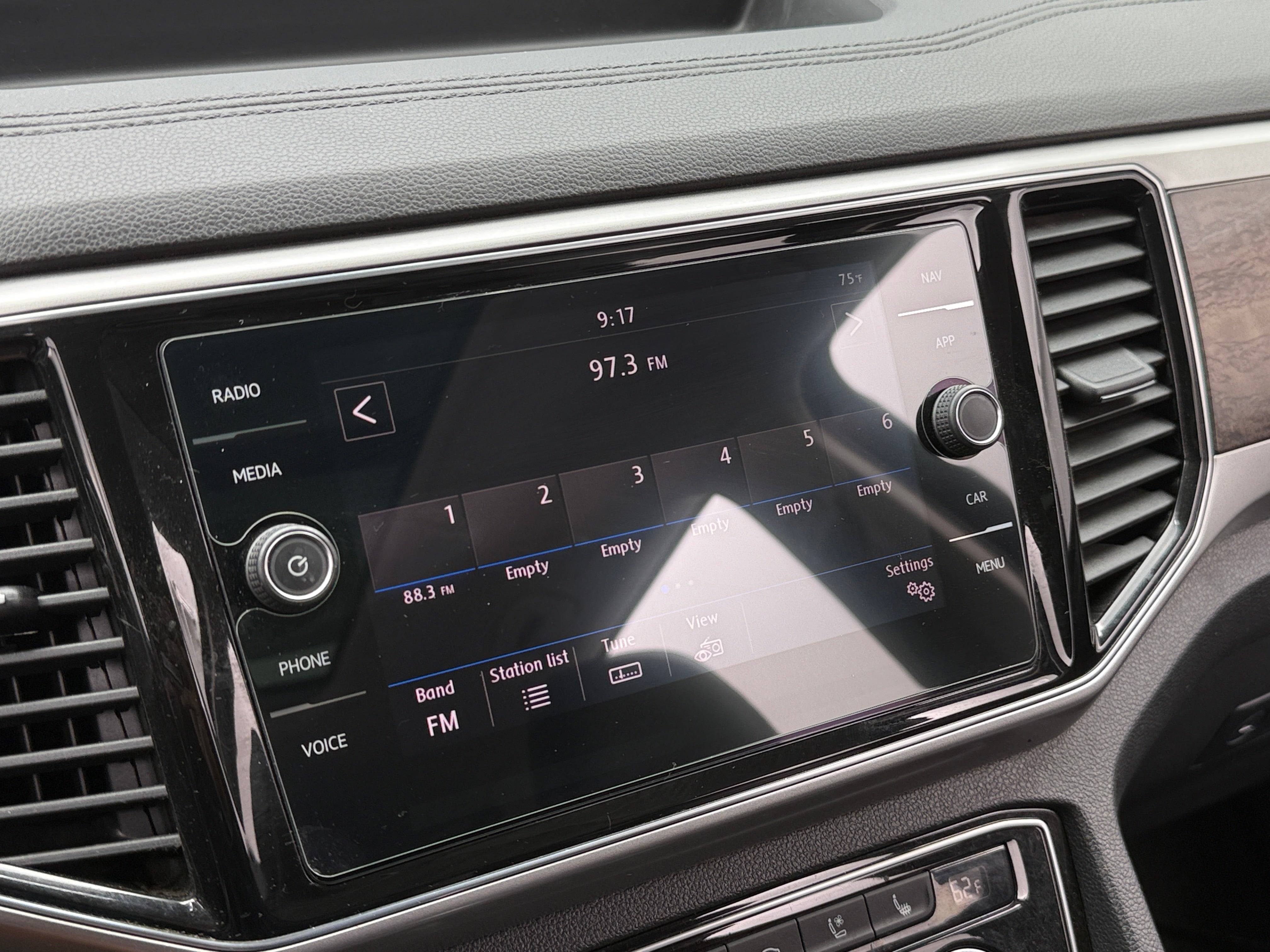 2018 Volkswagen Atlas SEL 3