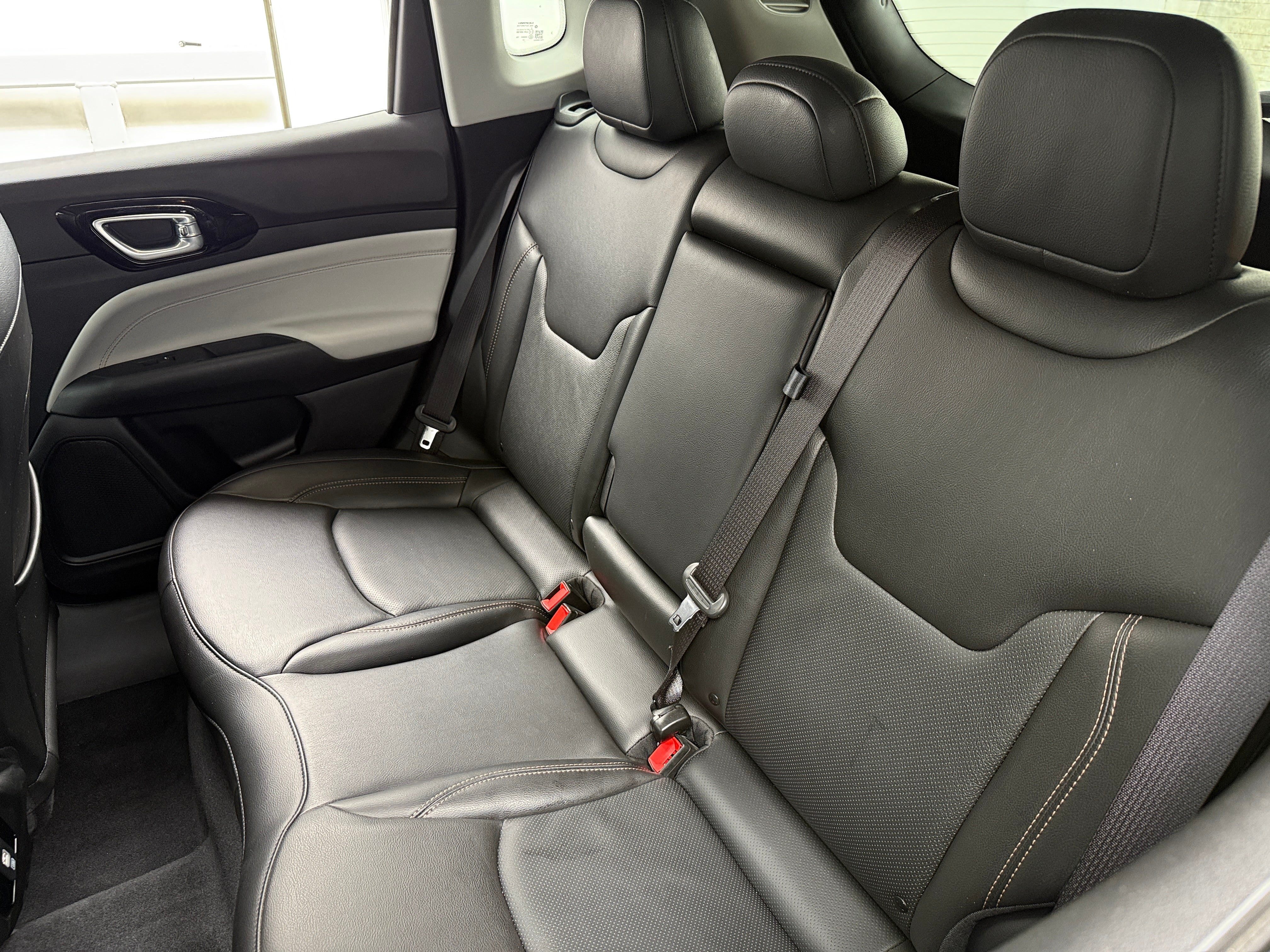 2022 Jeep Compass Limited 5
