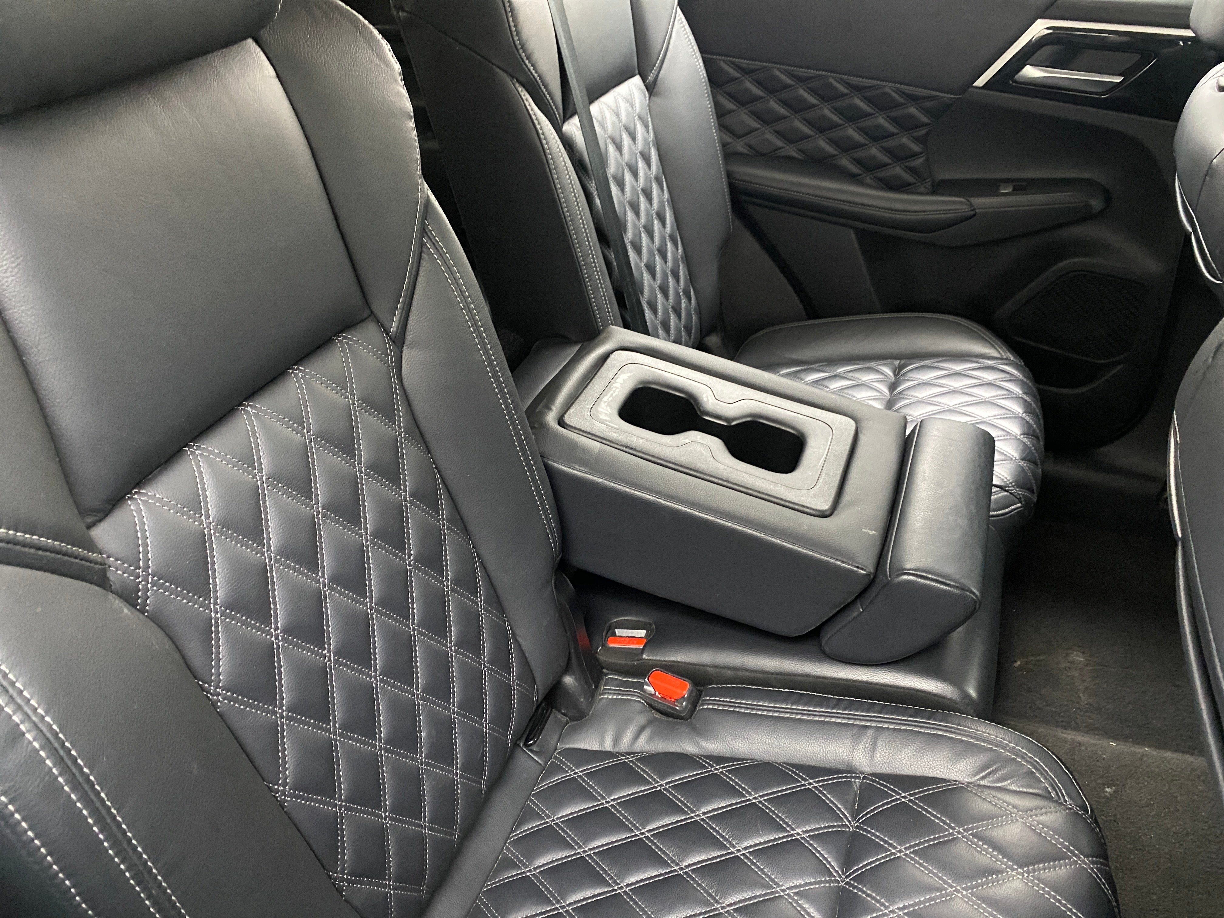 2022 Mitsubishi Outlander SEL 5