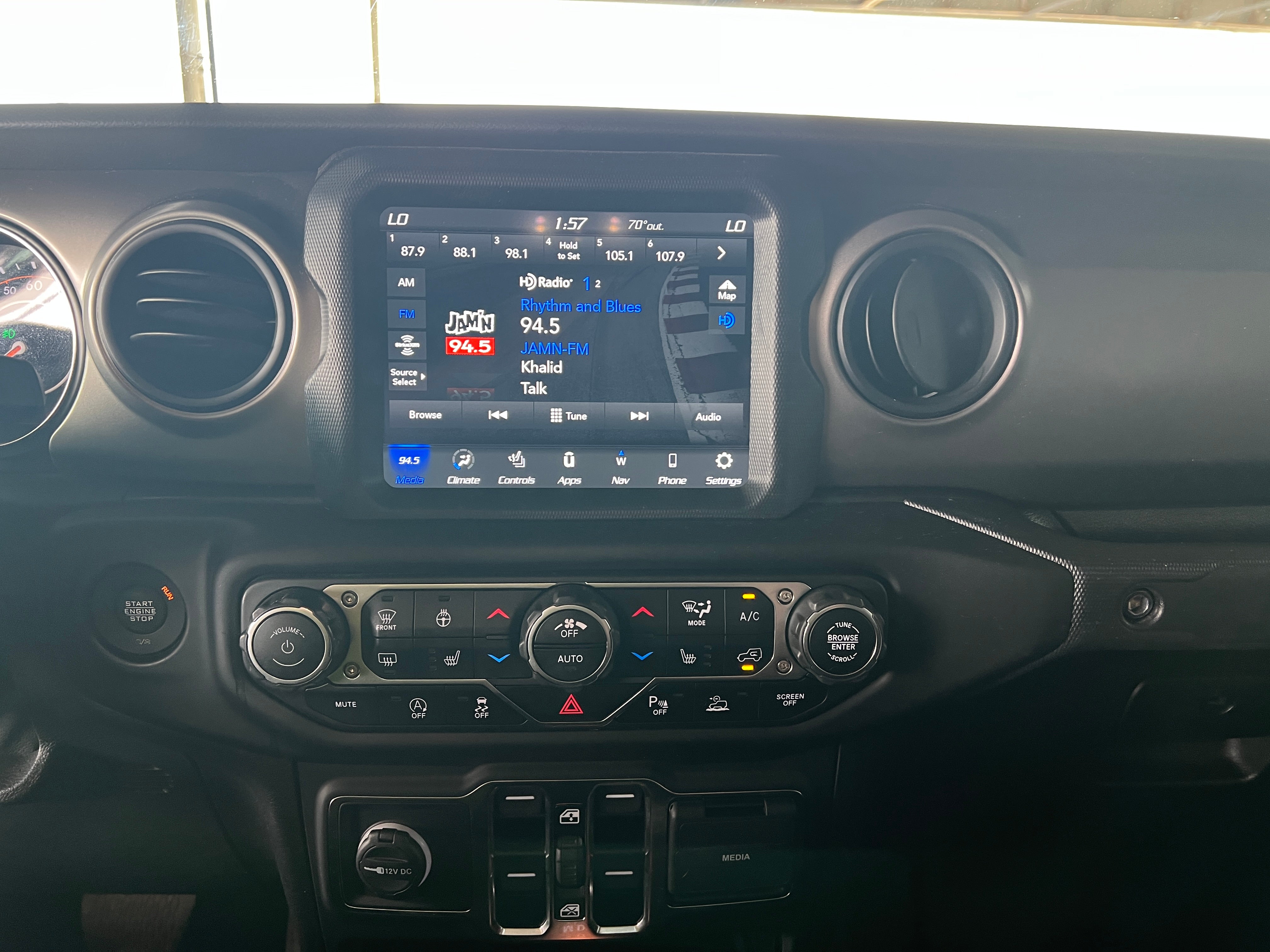 2021 Jeep Gladiator Willys 4