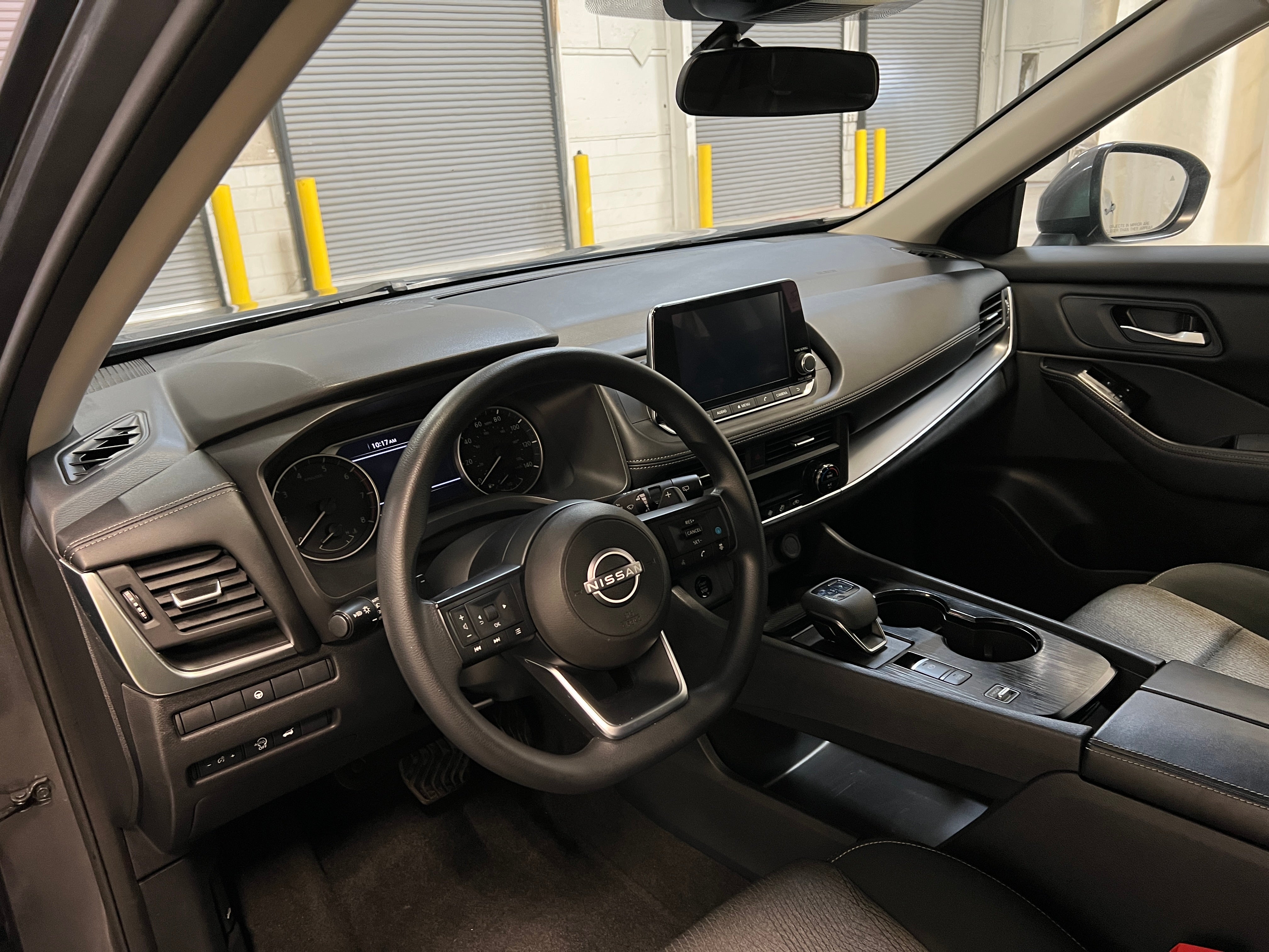 2024 Nissan Rogue SV 3
