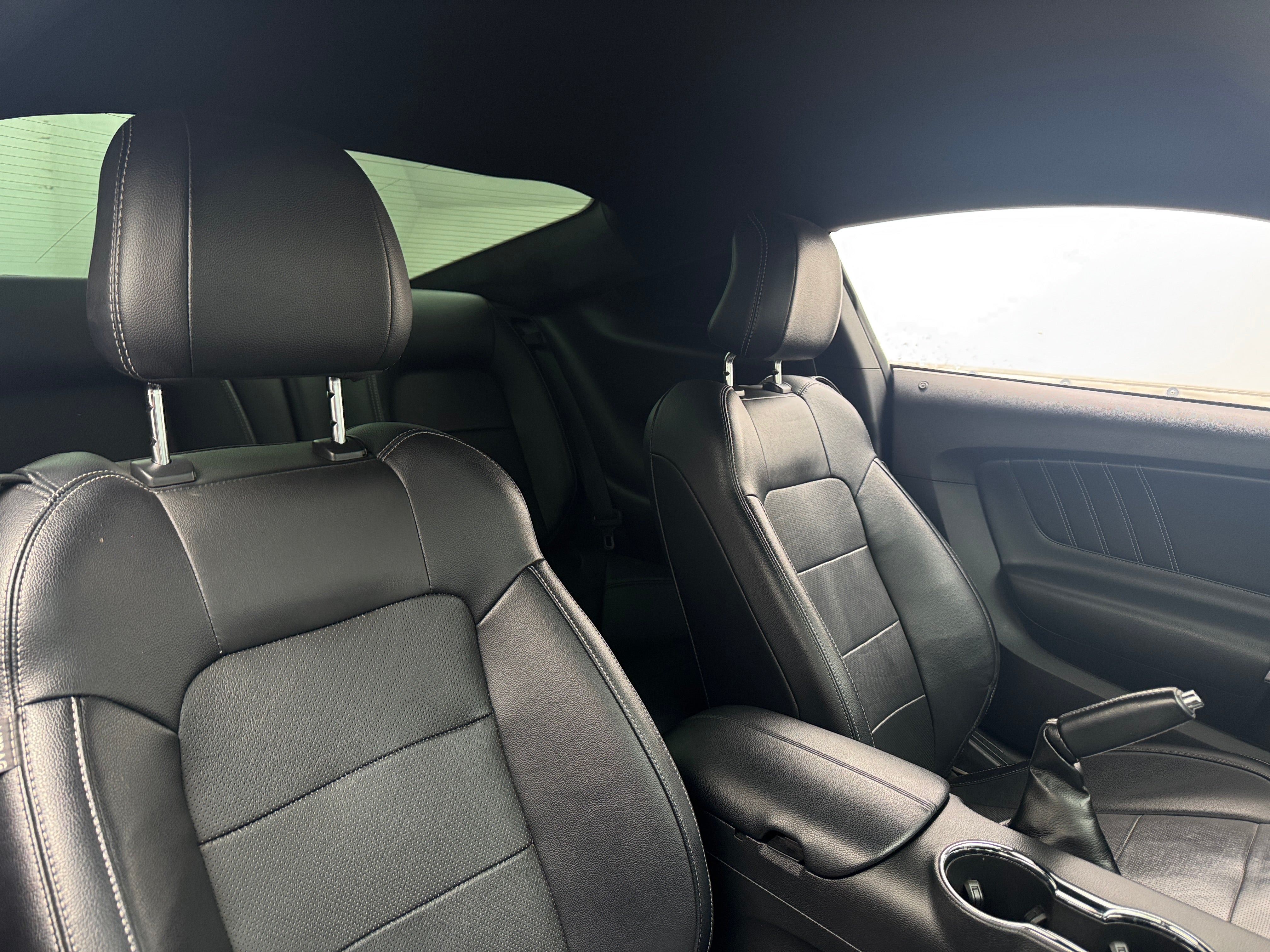 2016 Ford Mustang GT Premium 2
