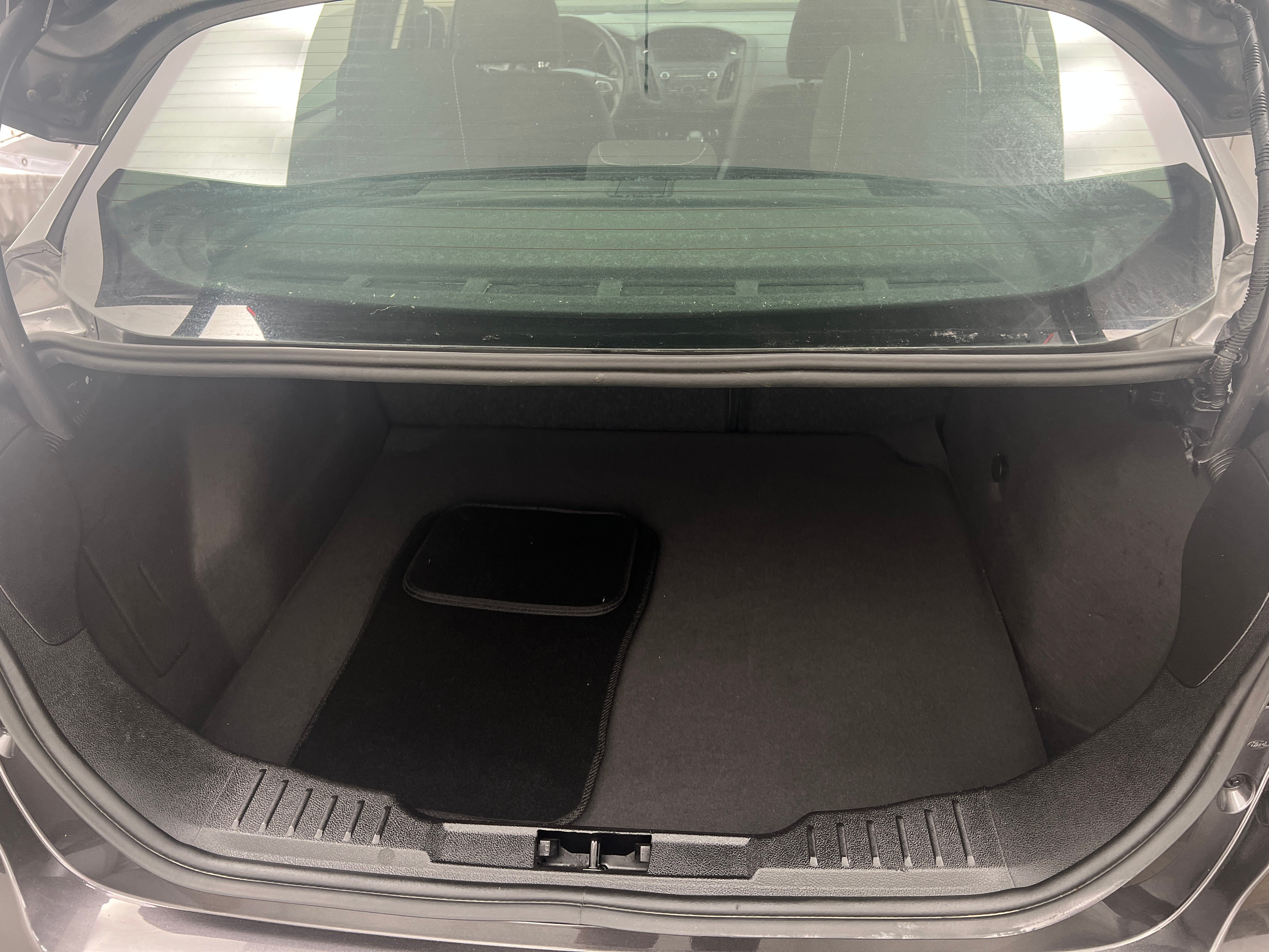 2018 Ford Focus SE 7