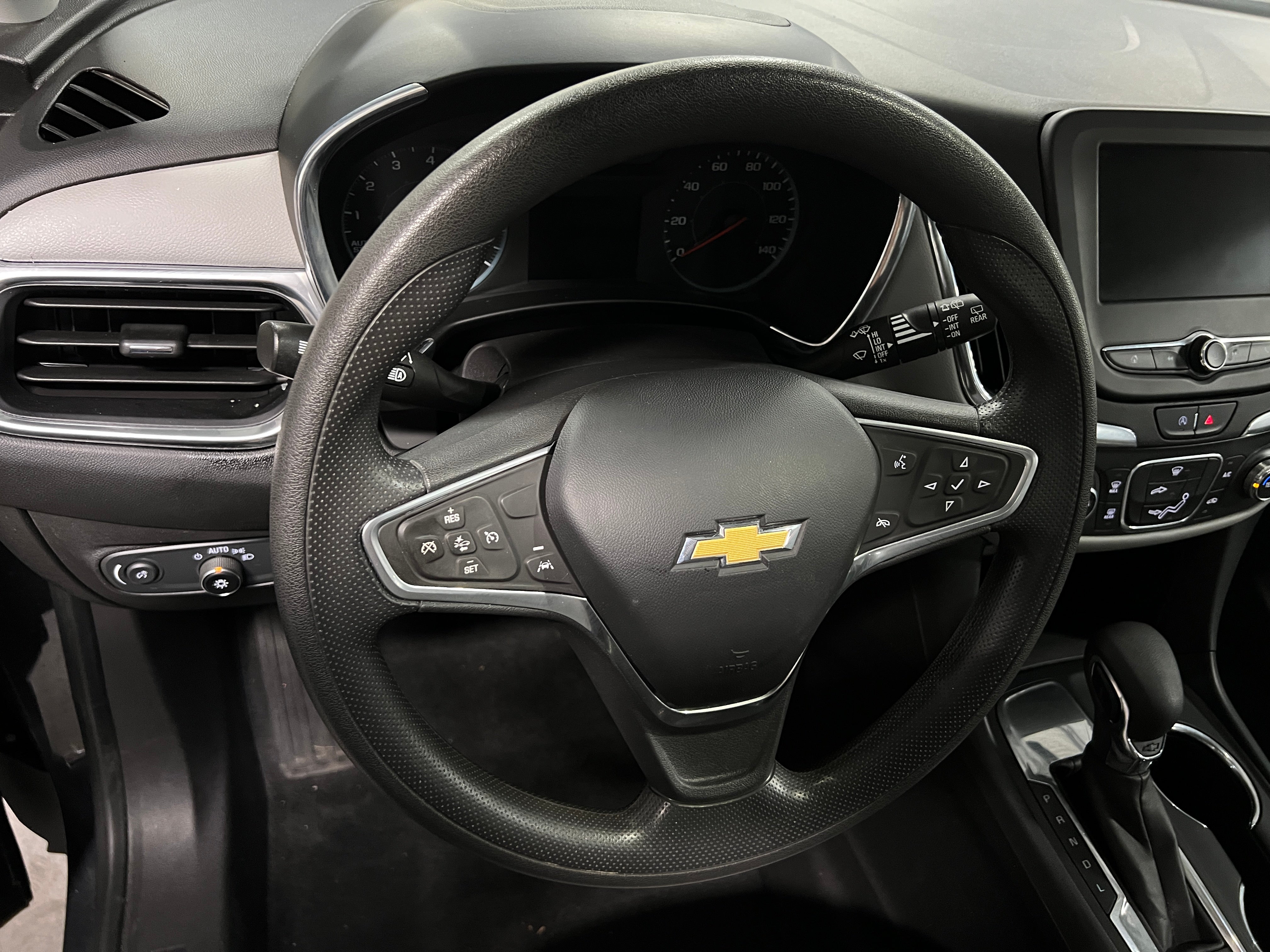 2022 Chevrolet Equinox LS 5